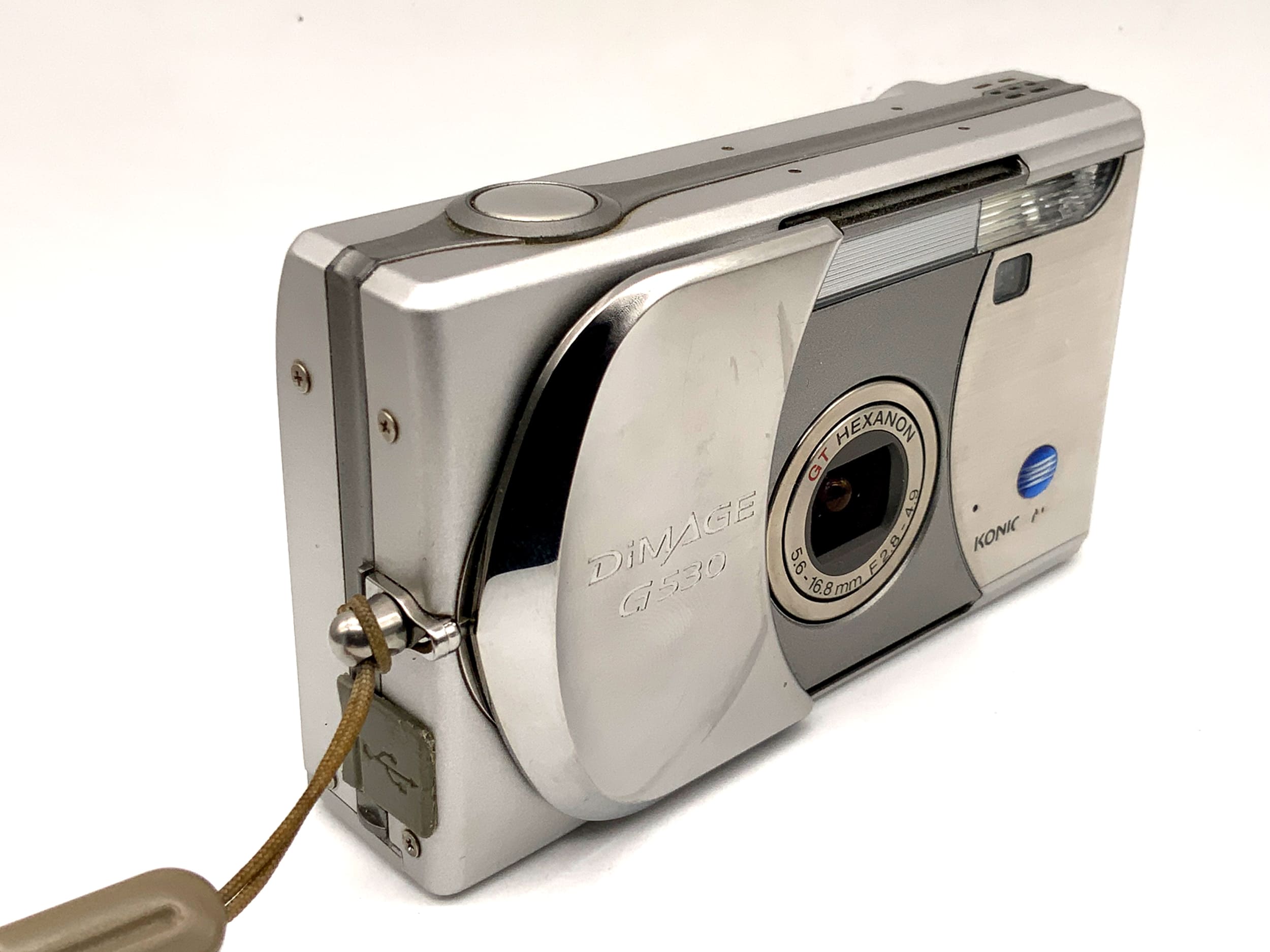 Konica Minolta Dimage G530 compact camera with GT Hexanon 5.6-16.8mm F2.8-4.9