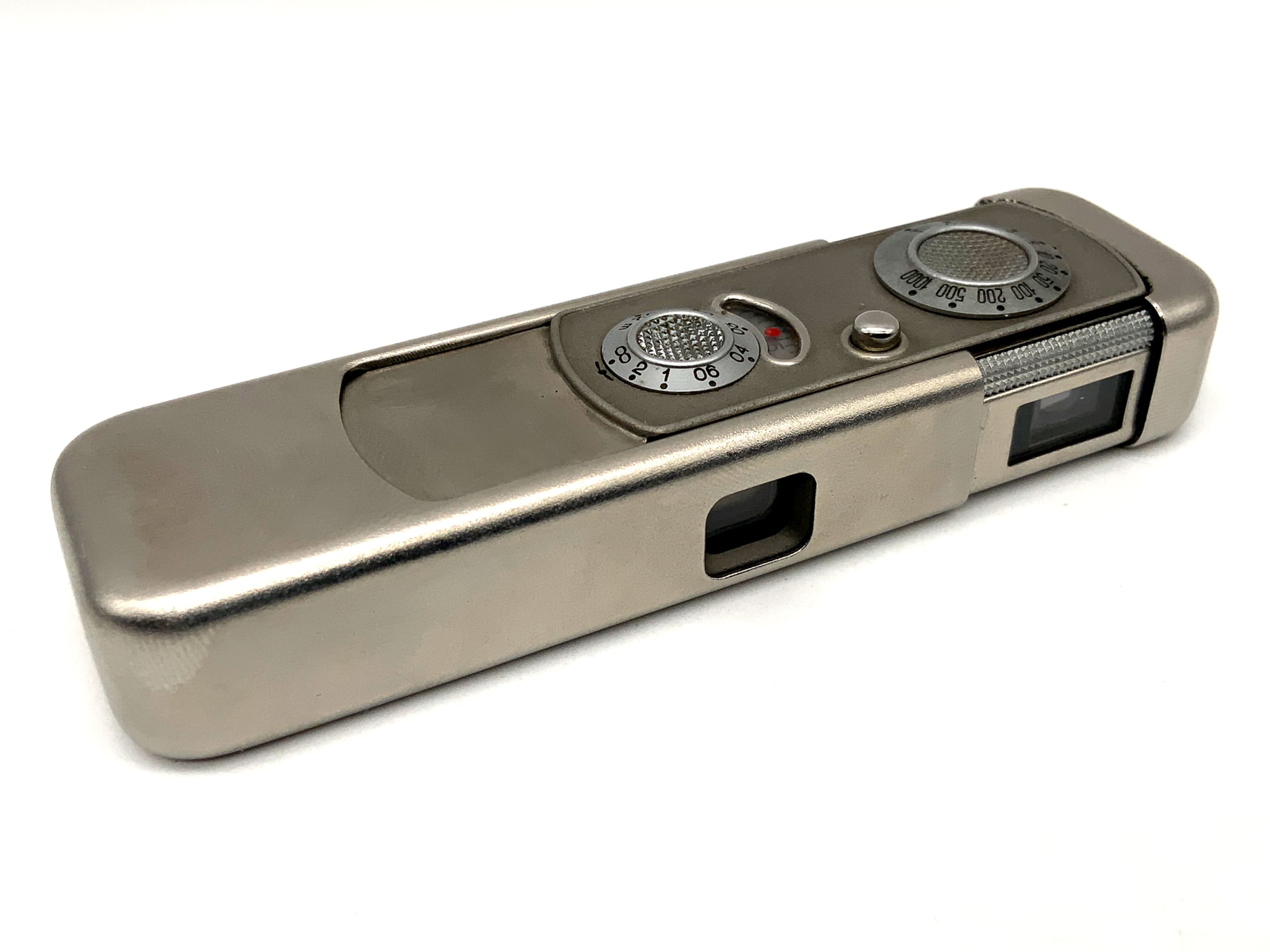 Appareil photo miniature Minox VEF Riga avec Minostigmat 1:3,5 15 mm. Fabriqué en Lettonie.