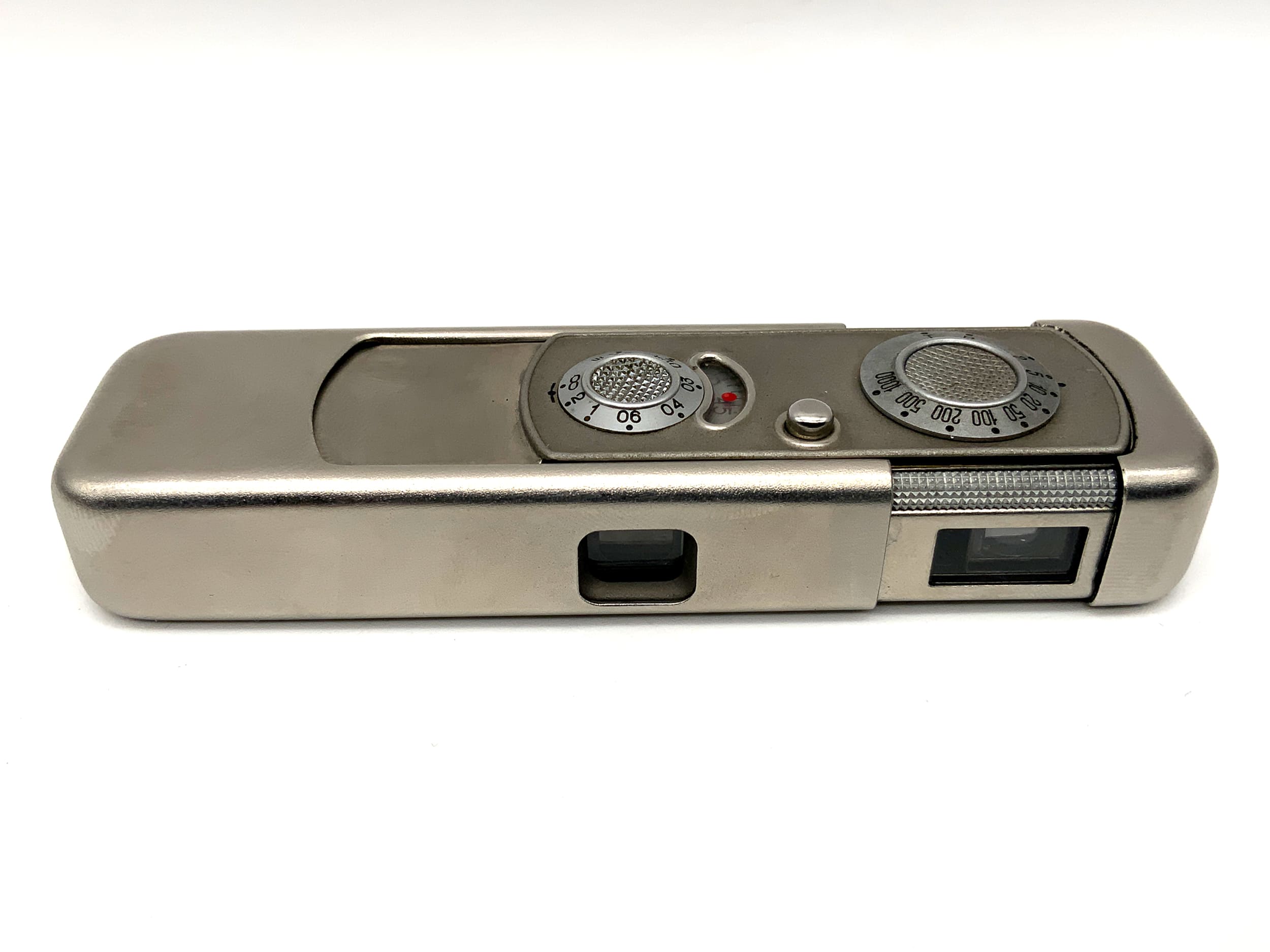 Appareil photo miniature Minox VEF Riga avec Minostigmat 1:3,5 15 mm. Fabriqué en Lettonie.