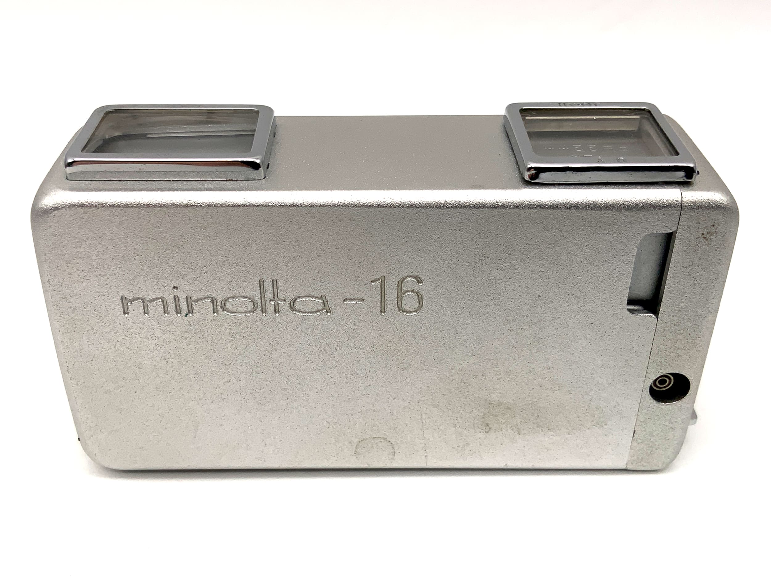 Appareil photo miniature Minolta 16 avec objectif subminiature Rokkor 22 mm 1:2,8
