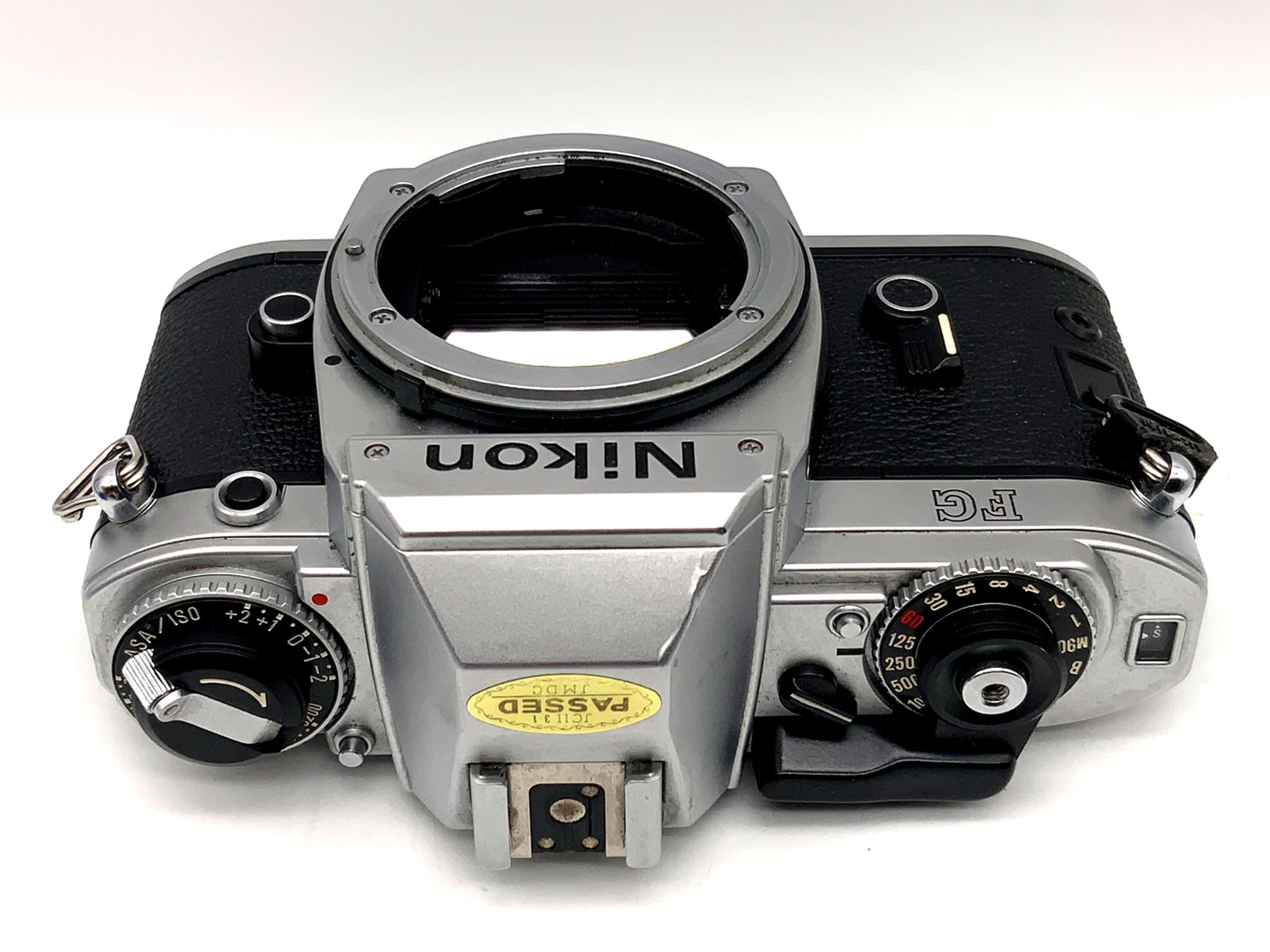 Appareil photo reflex argentique Nikon FG 35 mm !Défaut Beli ! Boîtier (Nikon F)
