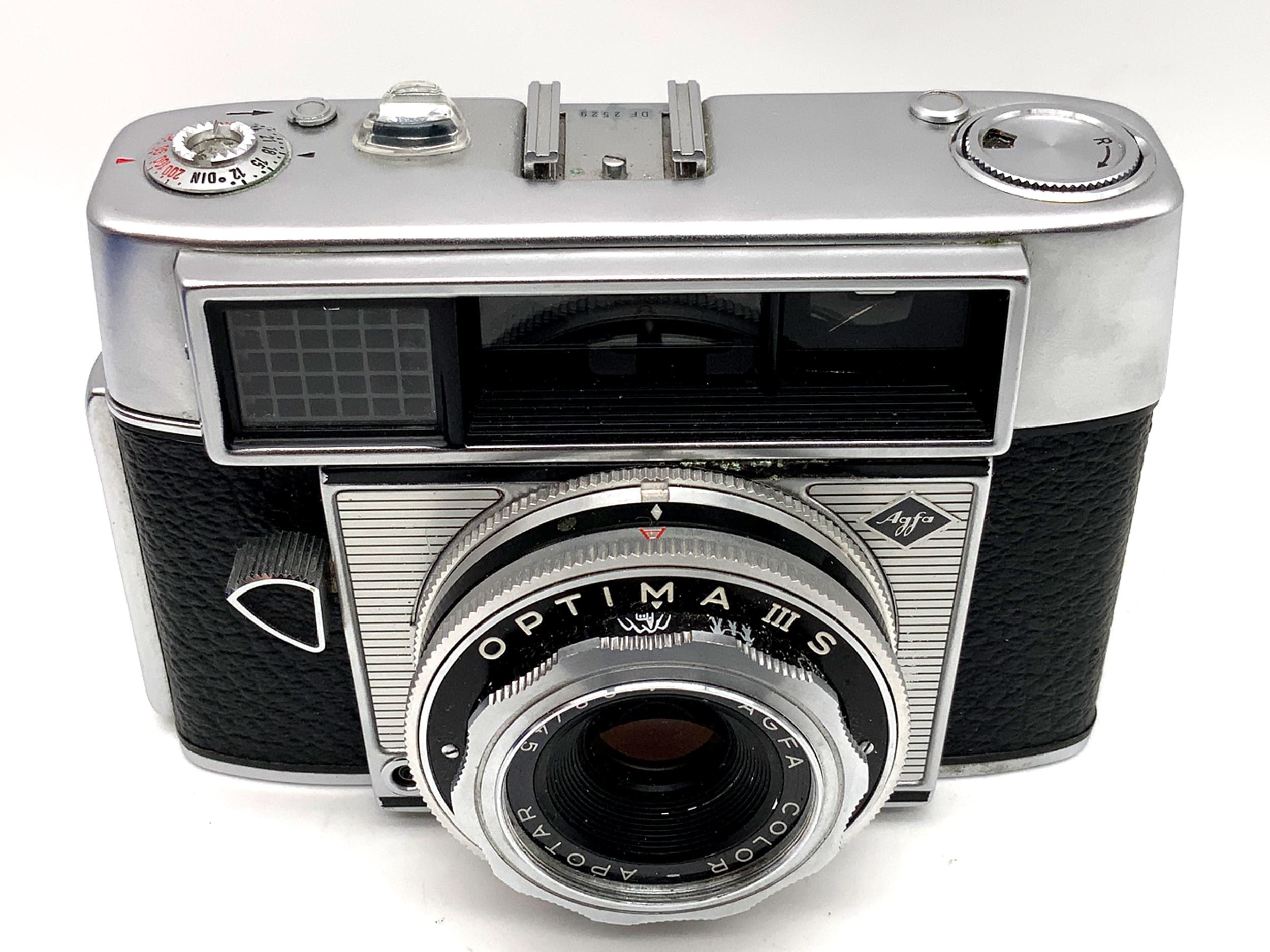 Appareil photo à visée directe Agfa Optima III S avec objectif Color-Apotar 1:2.8/45 Compur analogique