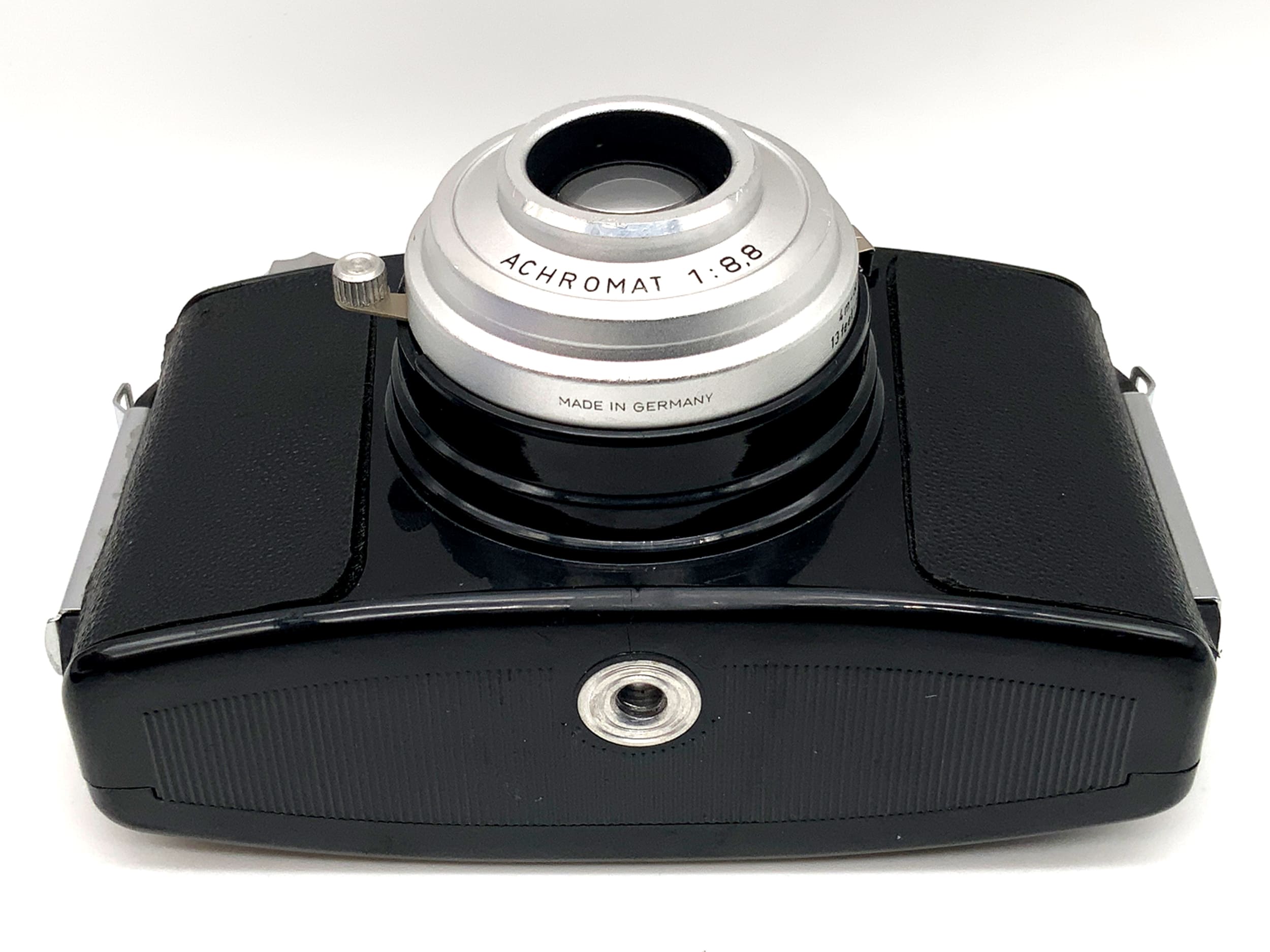 Agfa Click-II viewfinder camera with 1:8.8 achromatic aperture analog camera