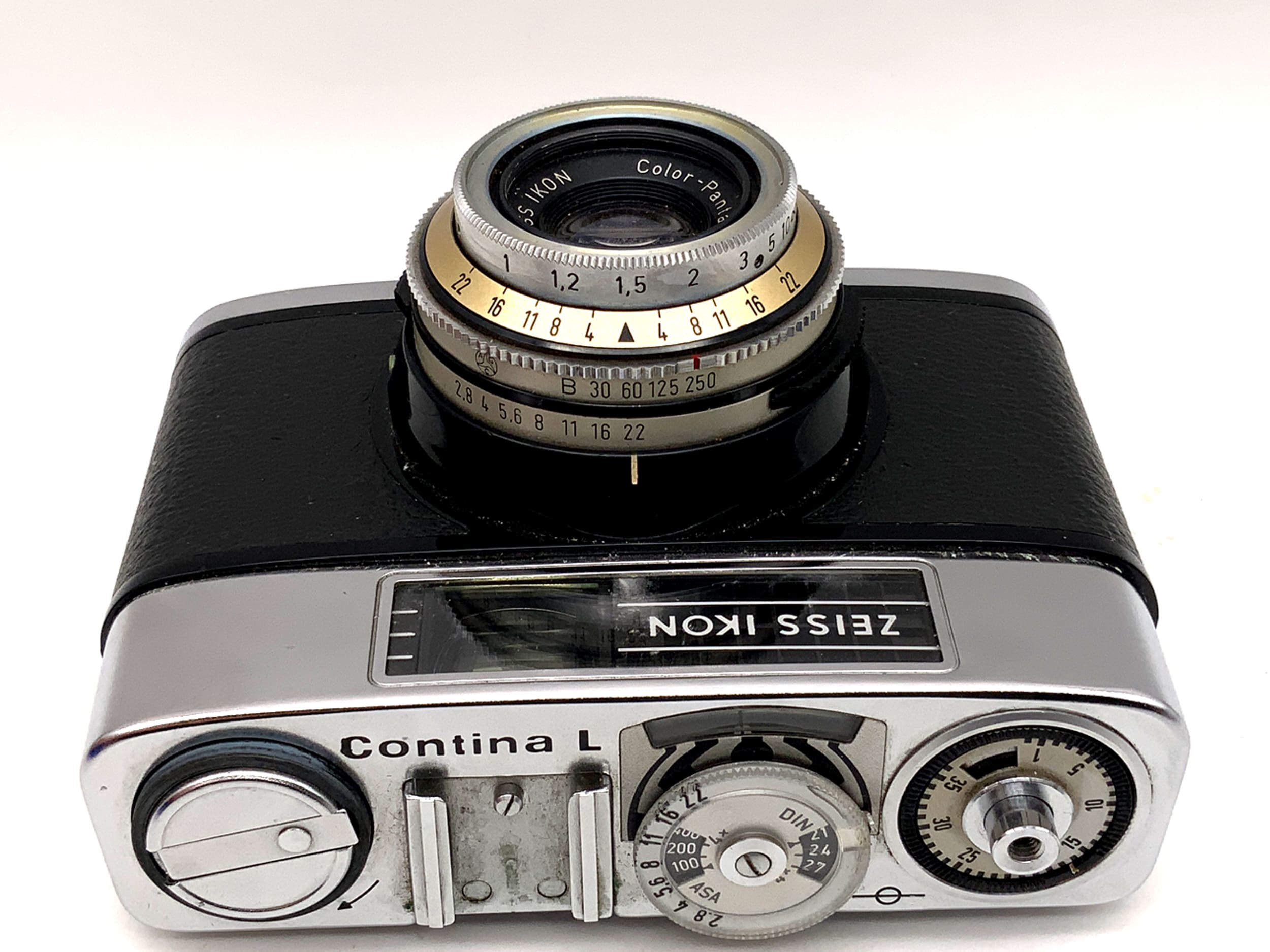 Appareil photo à visée Zeiss Ikon Contina L avec objectif Color-Pantar 1:2.8/45 Prontor 250