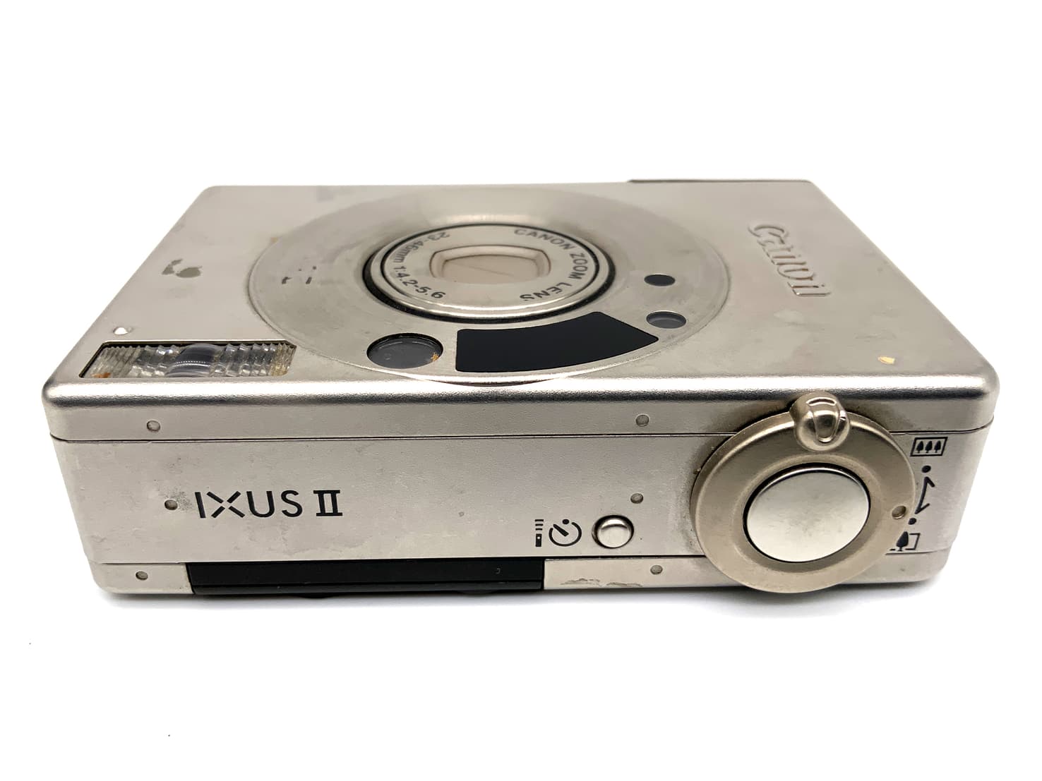 Canon IXUS II Point&Shoot mit Zoom Lens 23-46mm 1:4.2-5.6 Analogkamera