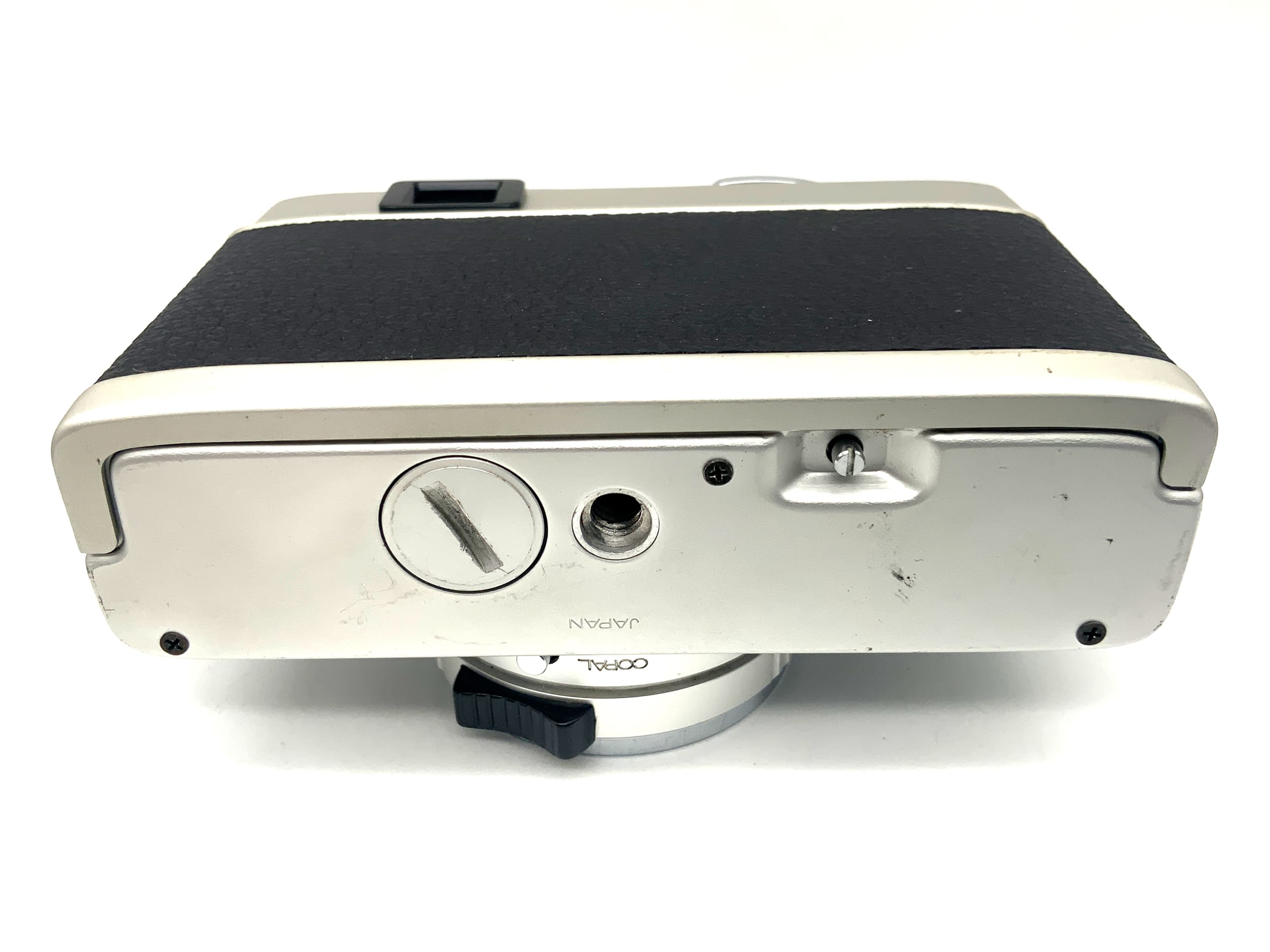 Appareil photo télémétrique Konica C35 avec objectif Hexanon 38 mm f/2.8, appareil photo compact analogique