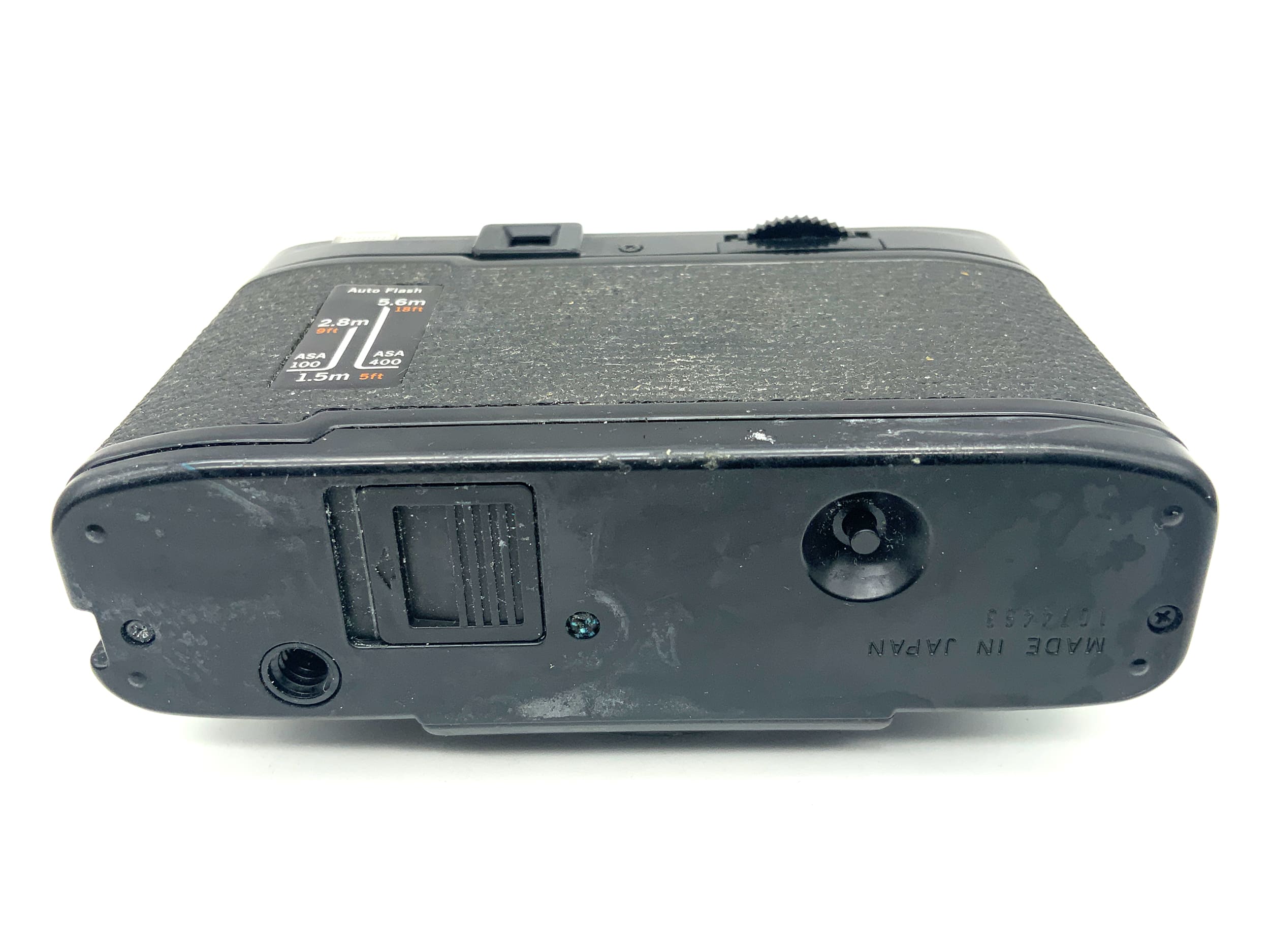 Appareil photo télémétrique Olympus PEN EF avec objectif D.Zuiko 28 mm f/3,5 demi-format, appareil photo argentique