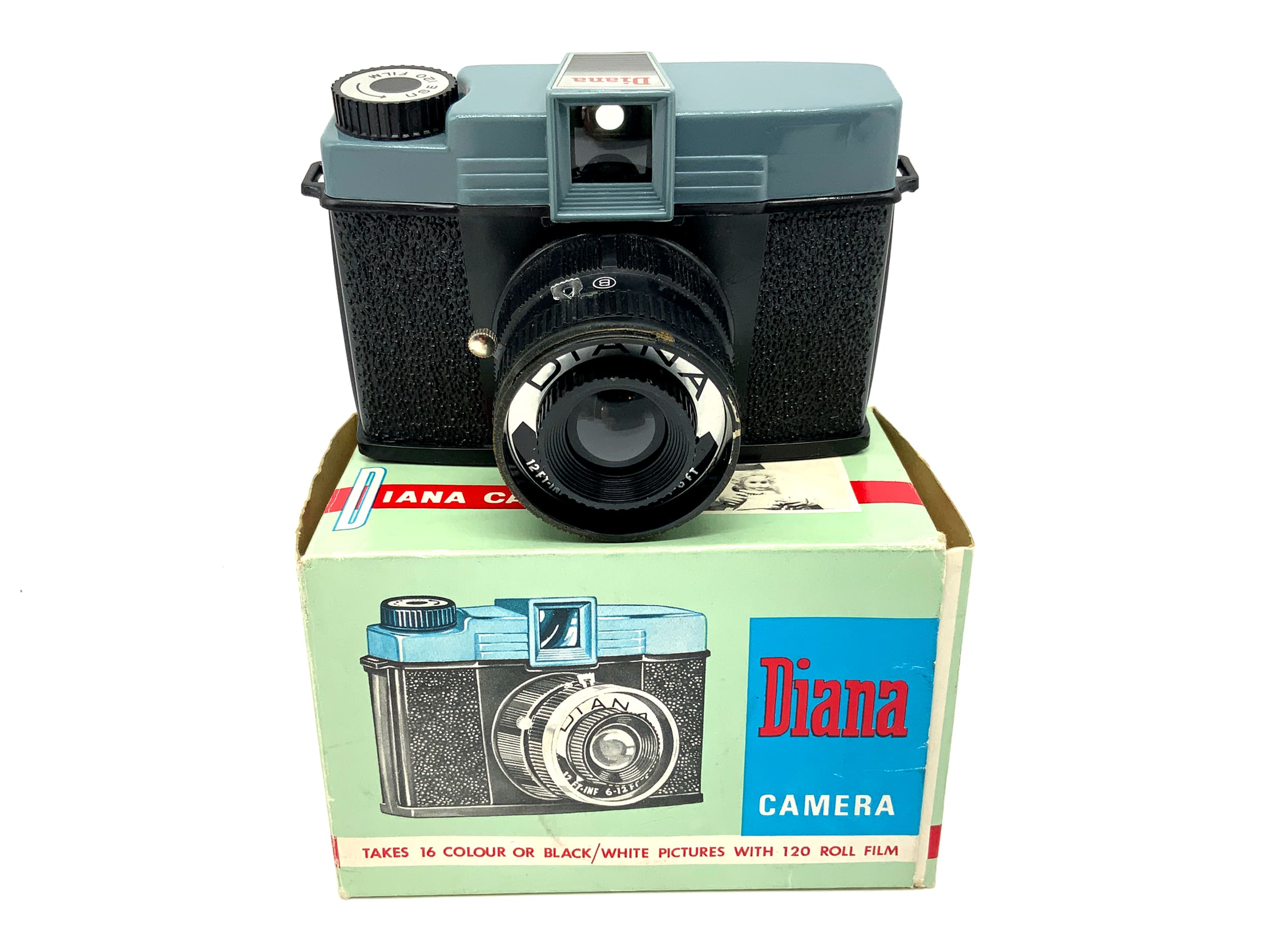 Lomo Diana viewfinder camera, compact camera, analog camera