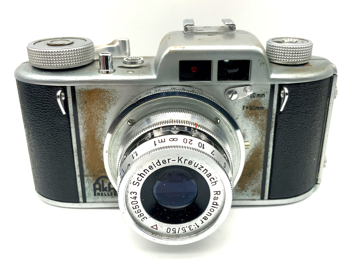 AkA Relle viewfinder camera with Radionar 1:3.5/50 Akarelle compact camera analog camera