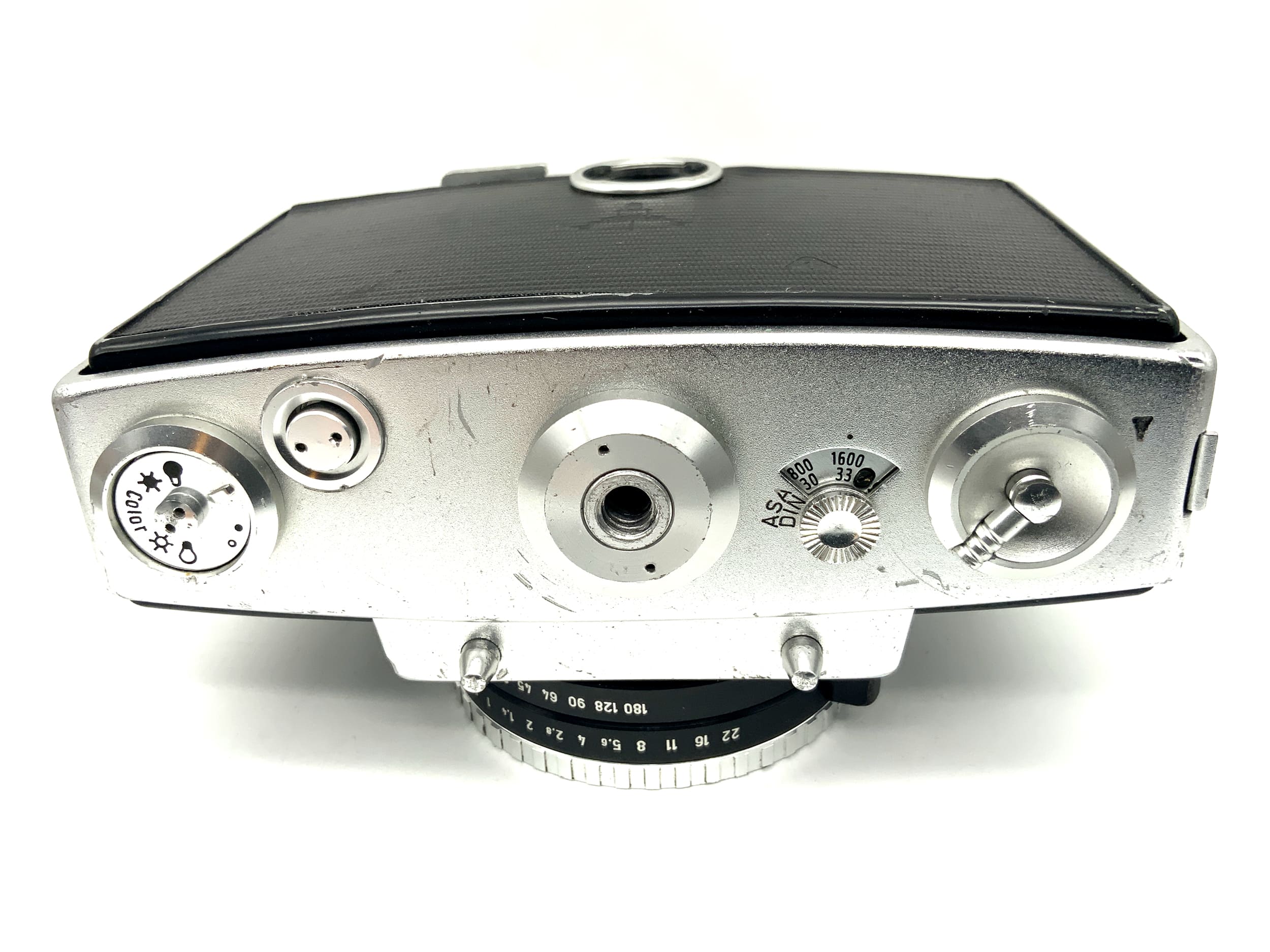 Appareil photo Pentacon Pentina FM avec viseur et appareil photo compact analogique Pentina