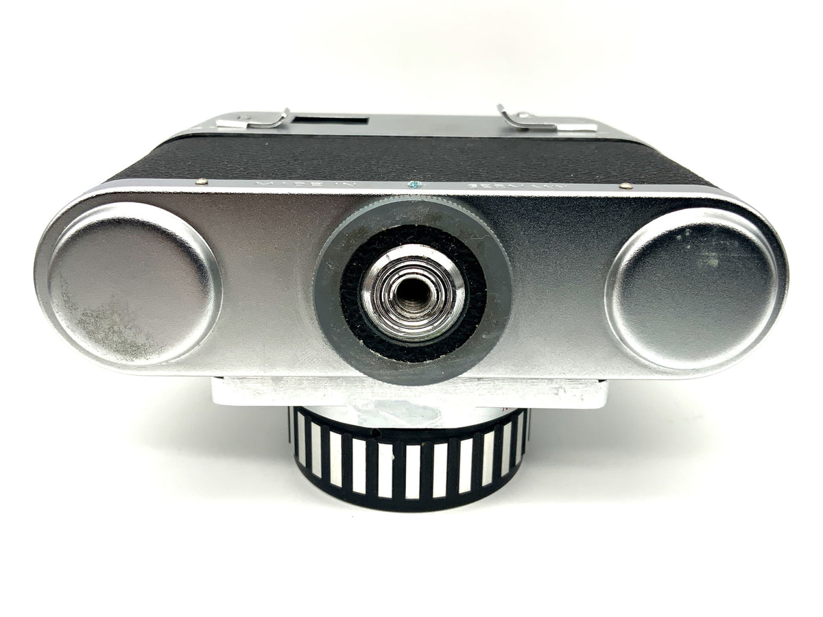 Braun Paxette electromatic viewfinder camera with Ennagon f=40mm analog camera