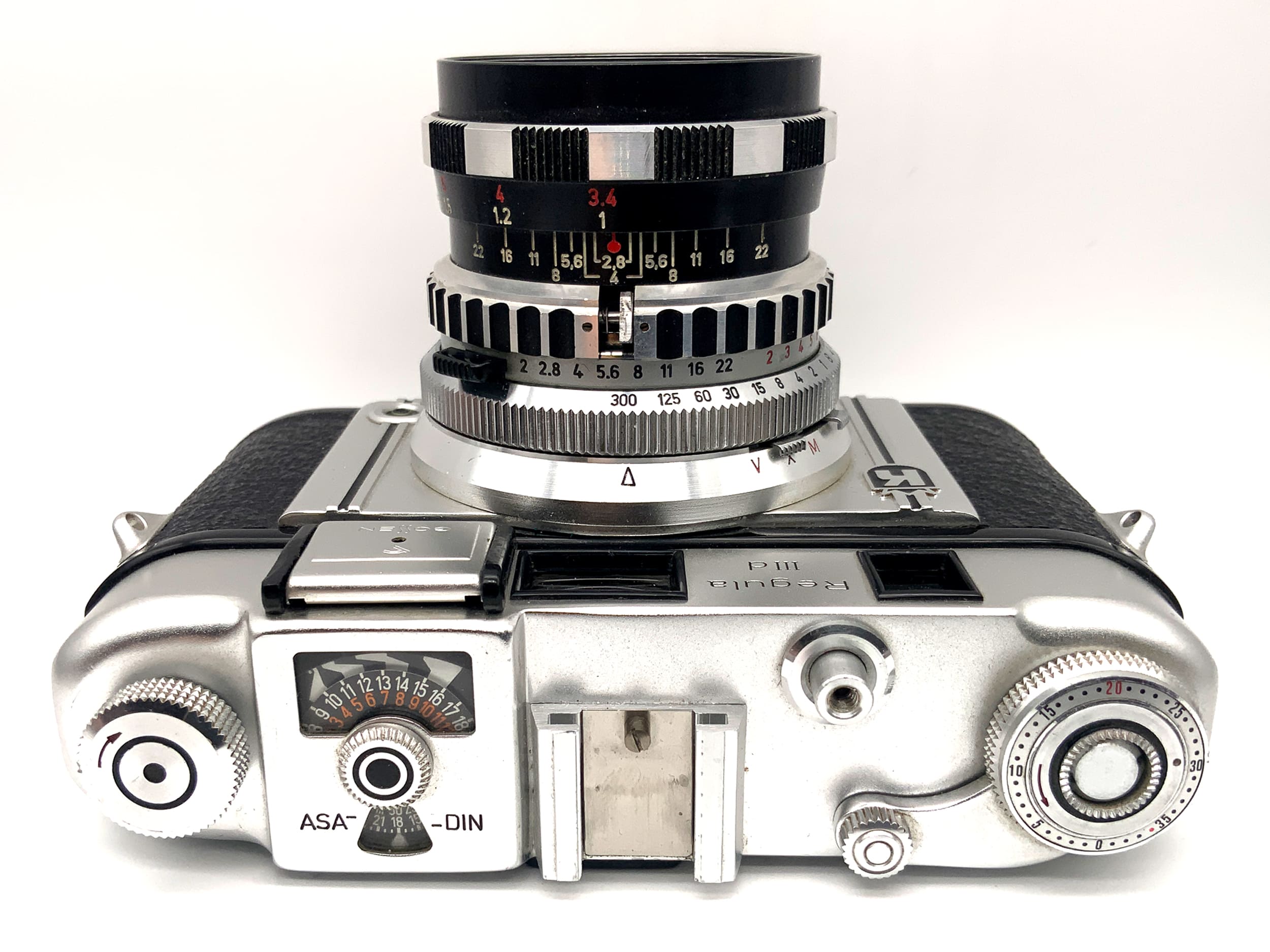 Appareil photo King KG Regula IIId avec viseur et objectif Color Ennit 1:2.8/50 rouge C Prontor-SVS