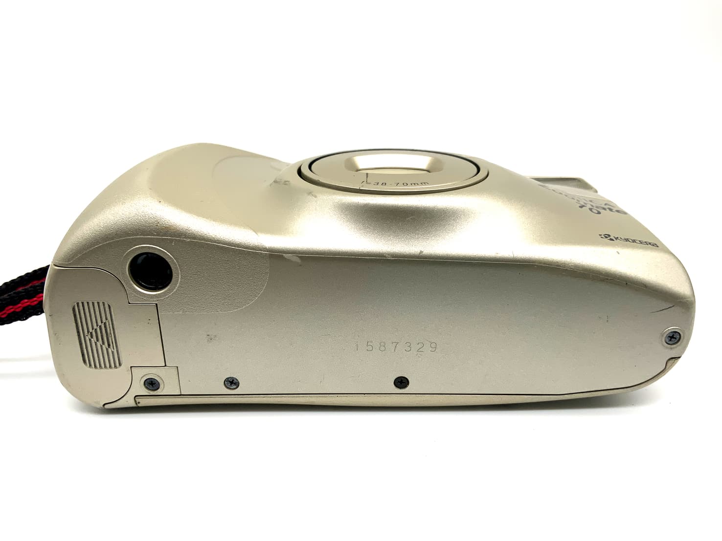 Appareil photo compact analogique Yashica Zoomate 70 Point&amp;Shoot avec objectif 38-70 mm