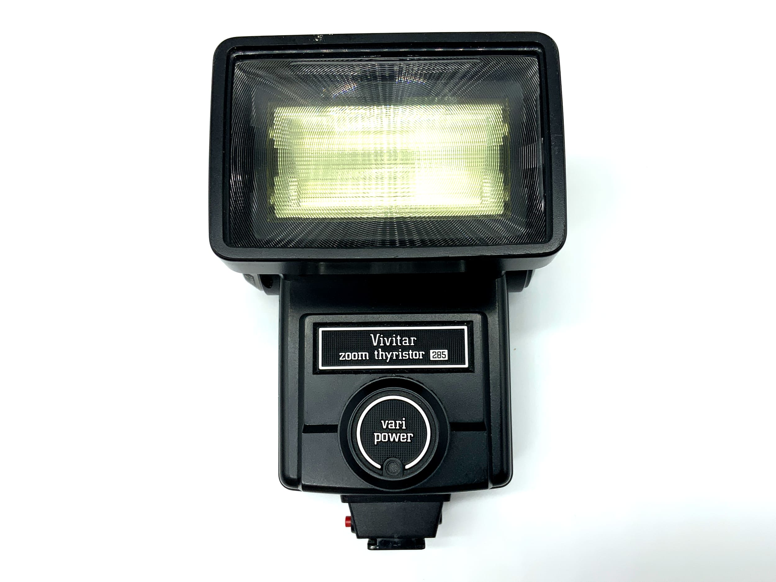 Flash universel Vivitar à thyristor zoom 285, puissance variable.