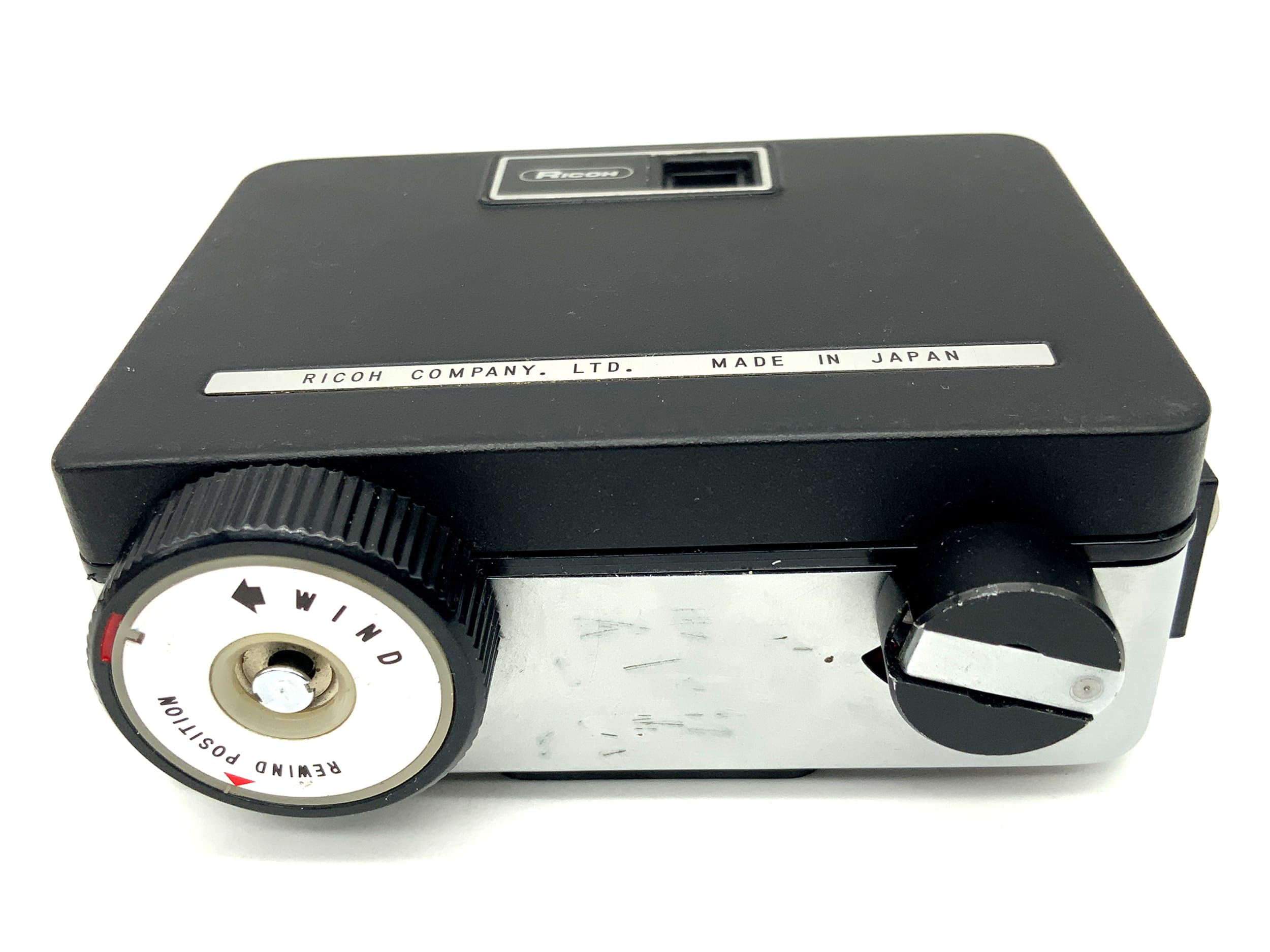 Ricoh Auto Half E viewfinder camera with 25mm 1:2.8 half-frame camera, analog camera