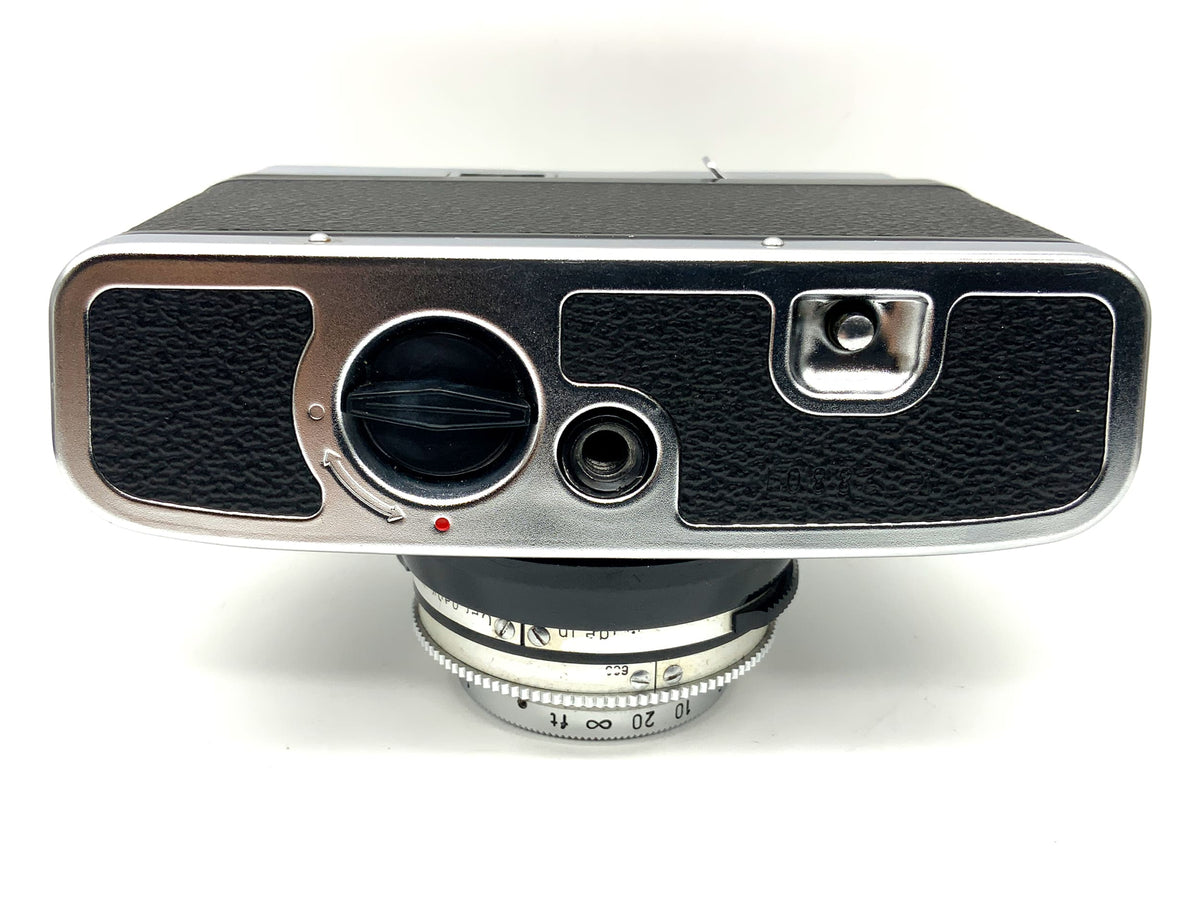 Zeiss Ikon Contina J rangefinder camera with Color Pantar 1:2.8/45 Prontor 300