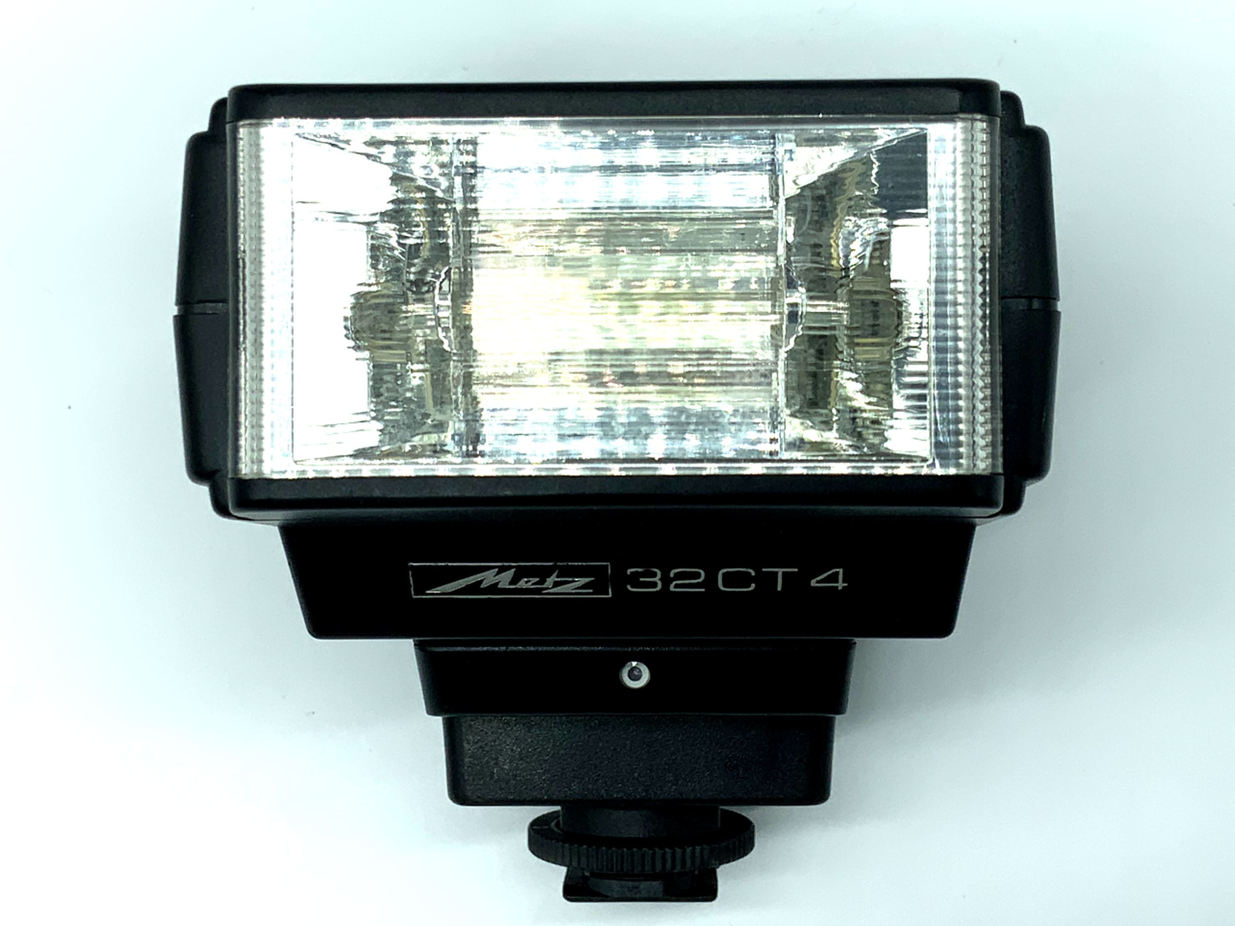 Flash Metz 32 CT 4 SCA 380 pour appareil photo Yashica / Contax