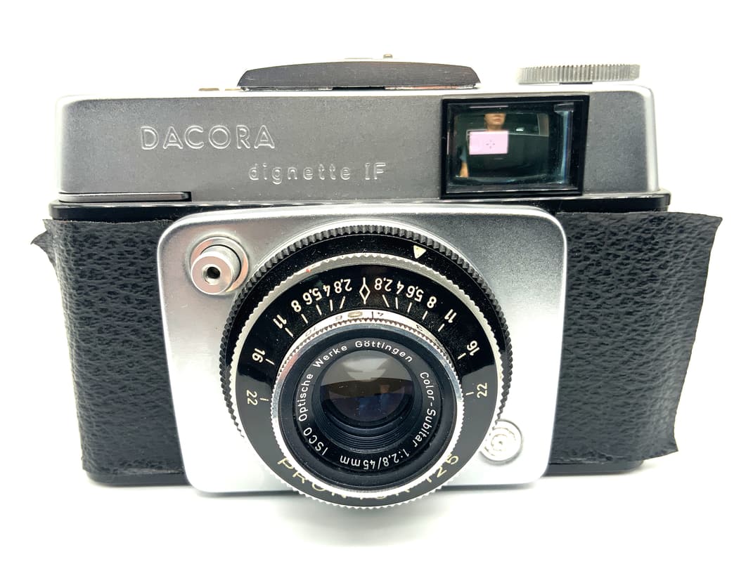 Dacora Dignette IF Sucherkamera mit Color-Subitar 45mm 1:2.8 Analogkamera