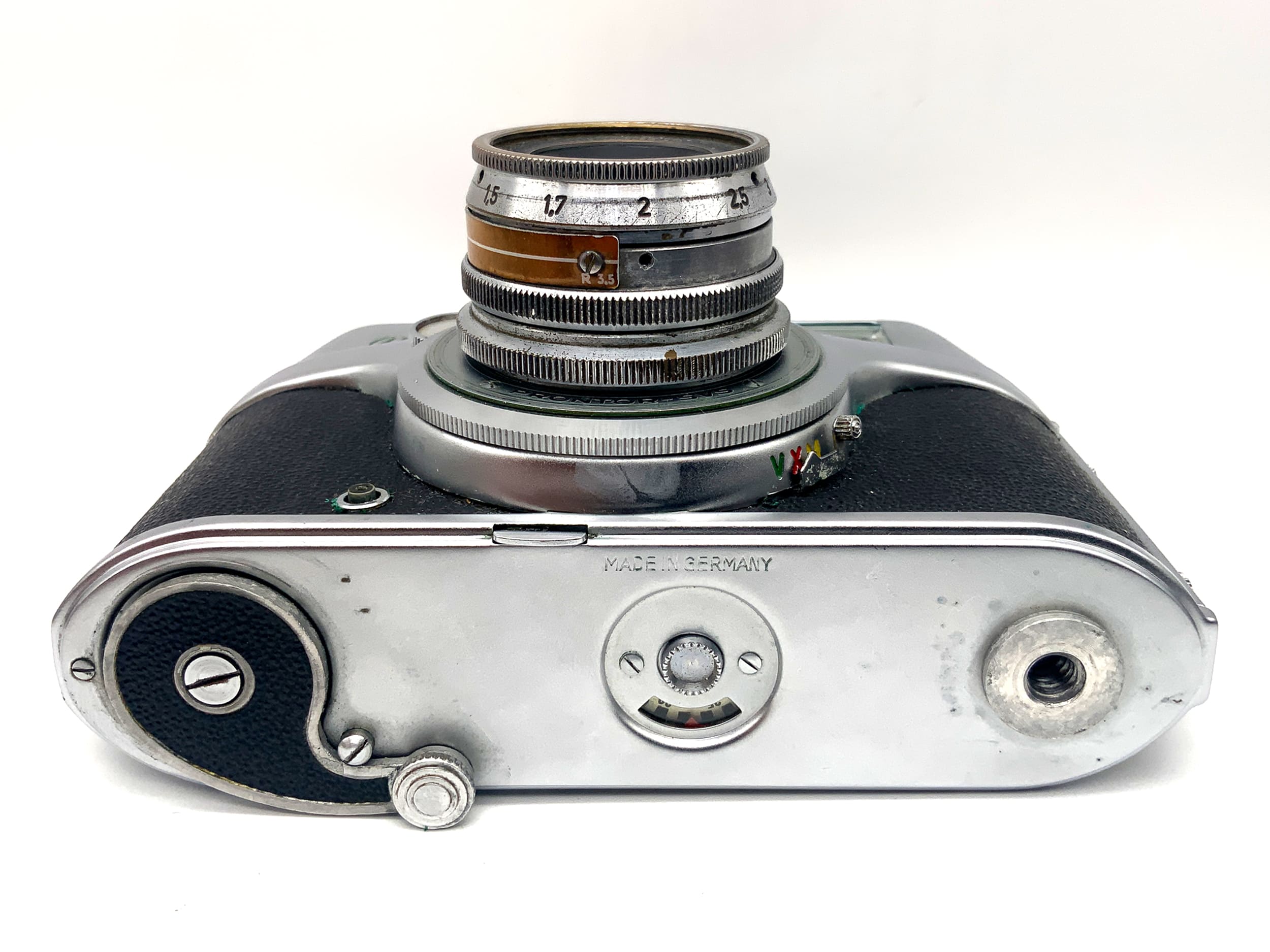 AkA Arette BW viewfinder camera with Radionar 1:3.5/50 Prontor-SVS analog camera