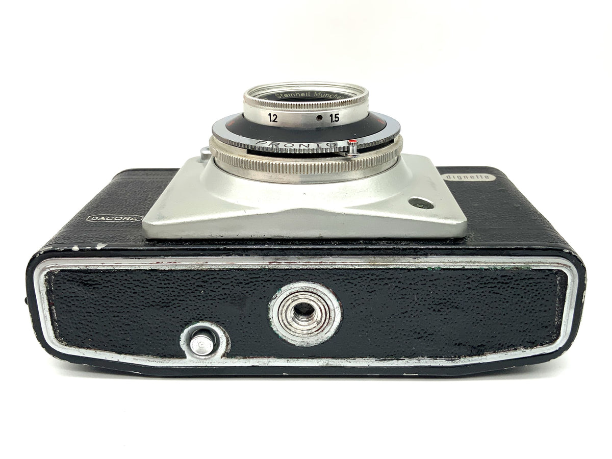 Appareil photo Dacora Dignette avec viseur et objectif Steinheil Cassar 1:2.8/45mm Prontor