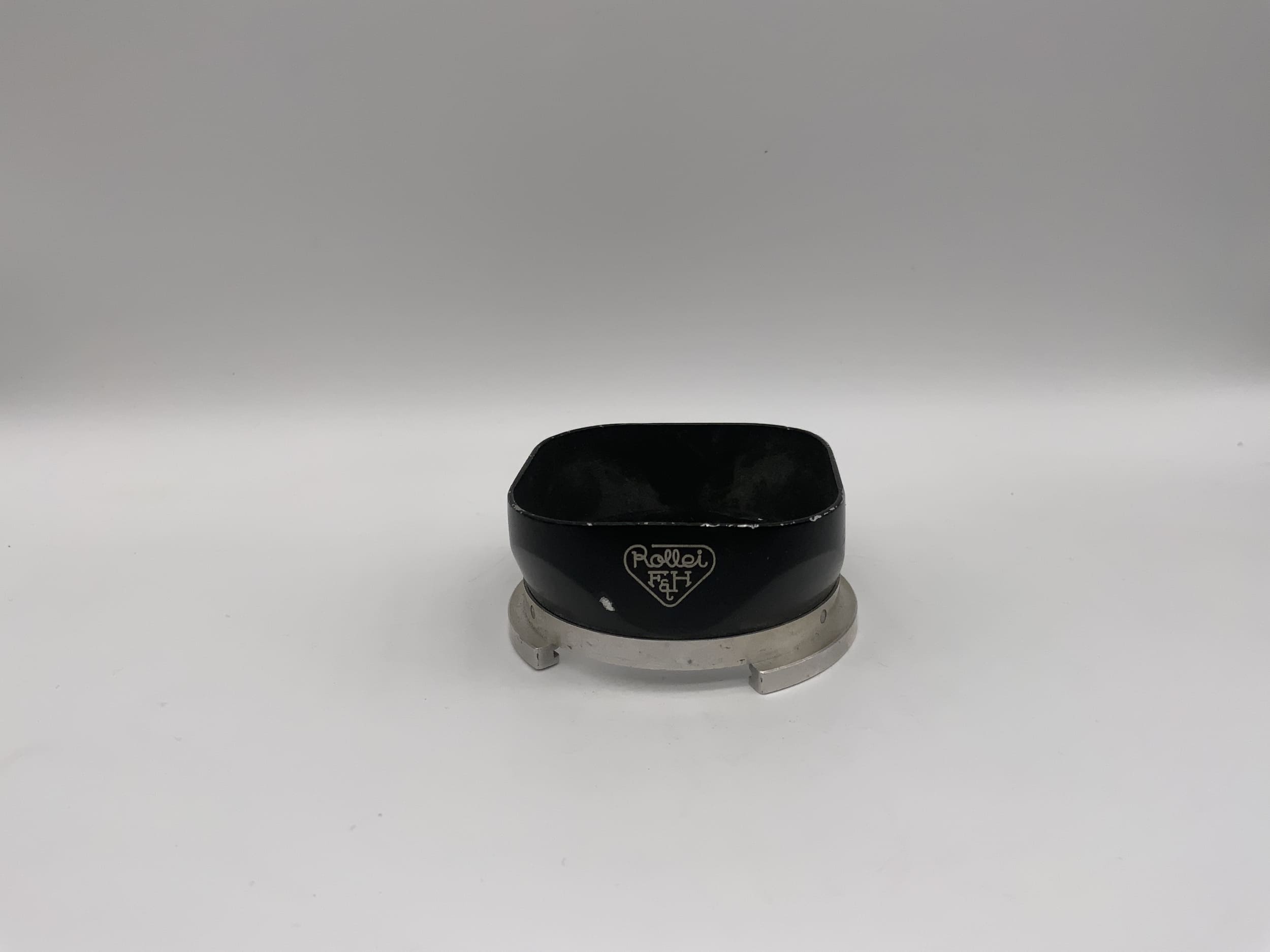 Lens hood Rollei R III F&amp;H bayonet III for Rolleiflex 2.8F