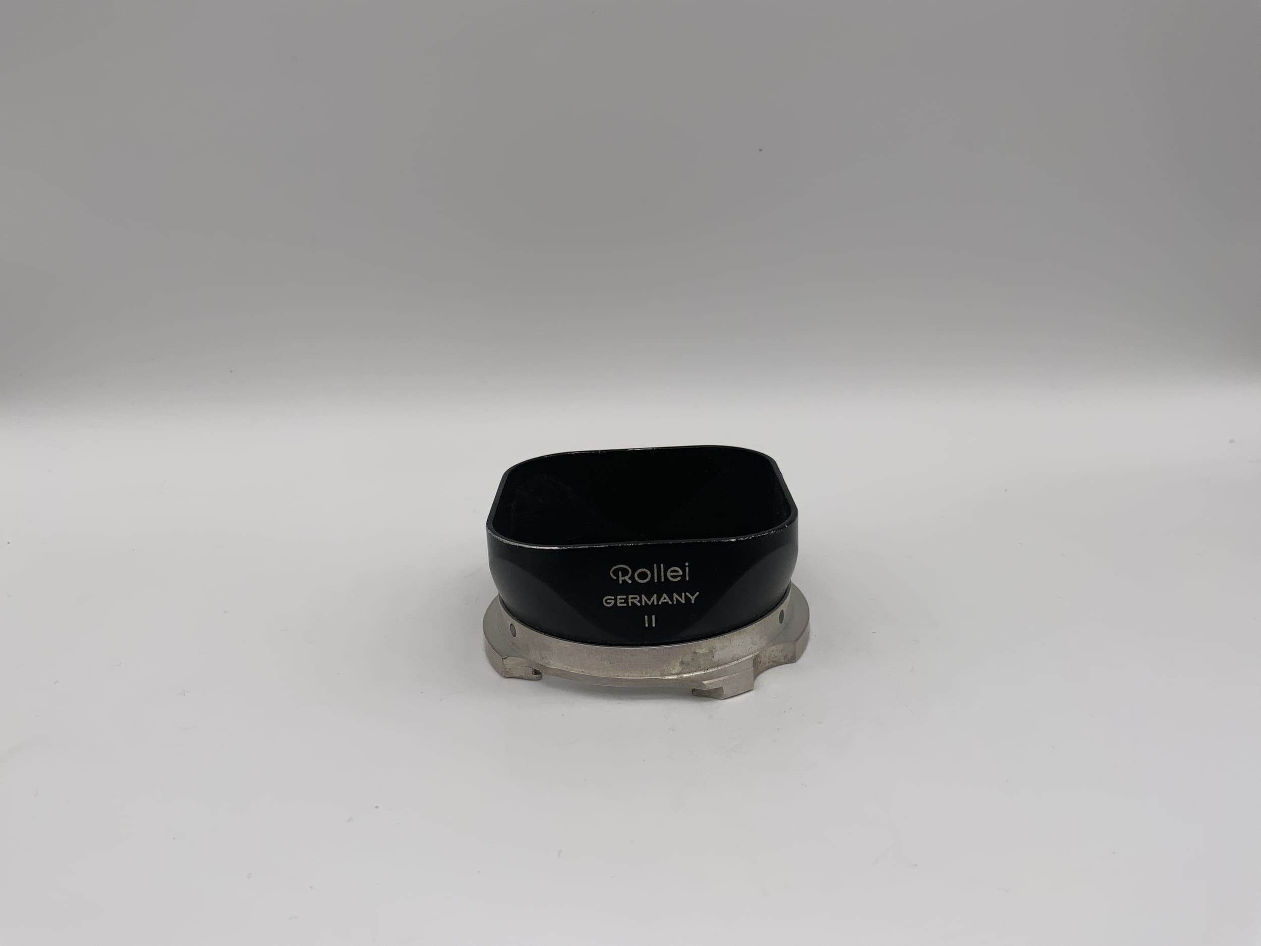 Rollei bayonet II lens hood, Rolleiflex 3.5F sunshade