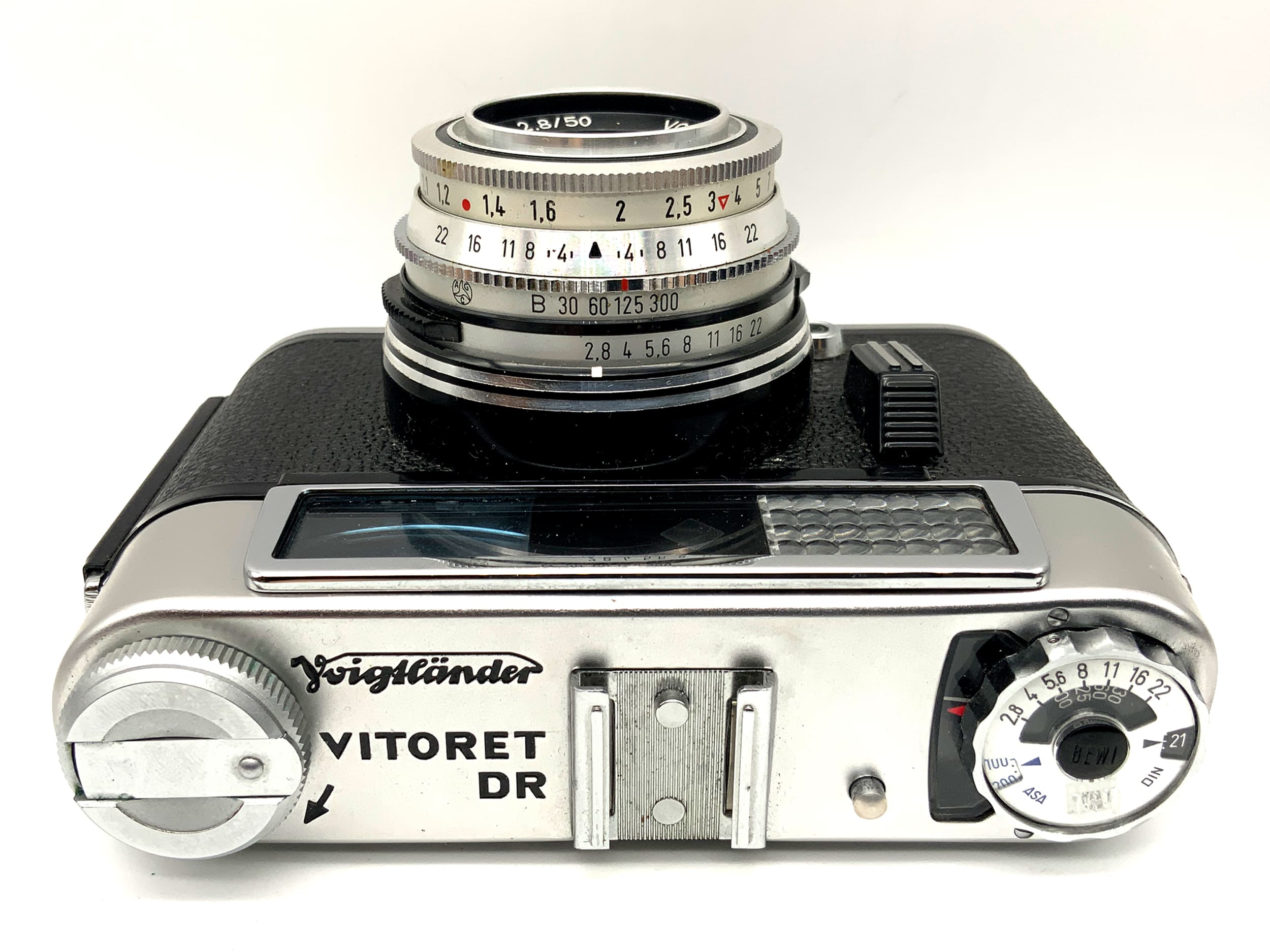 Appareil photo à viseur Voigtländer Vitoret DR avec Color-Lanthar 2.8/50 Prontor 300 dans son emballage d'origine
