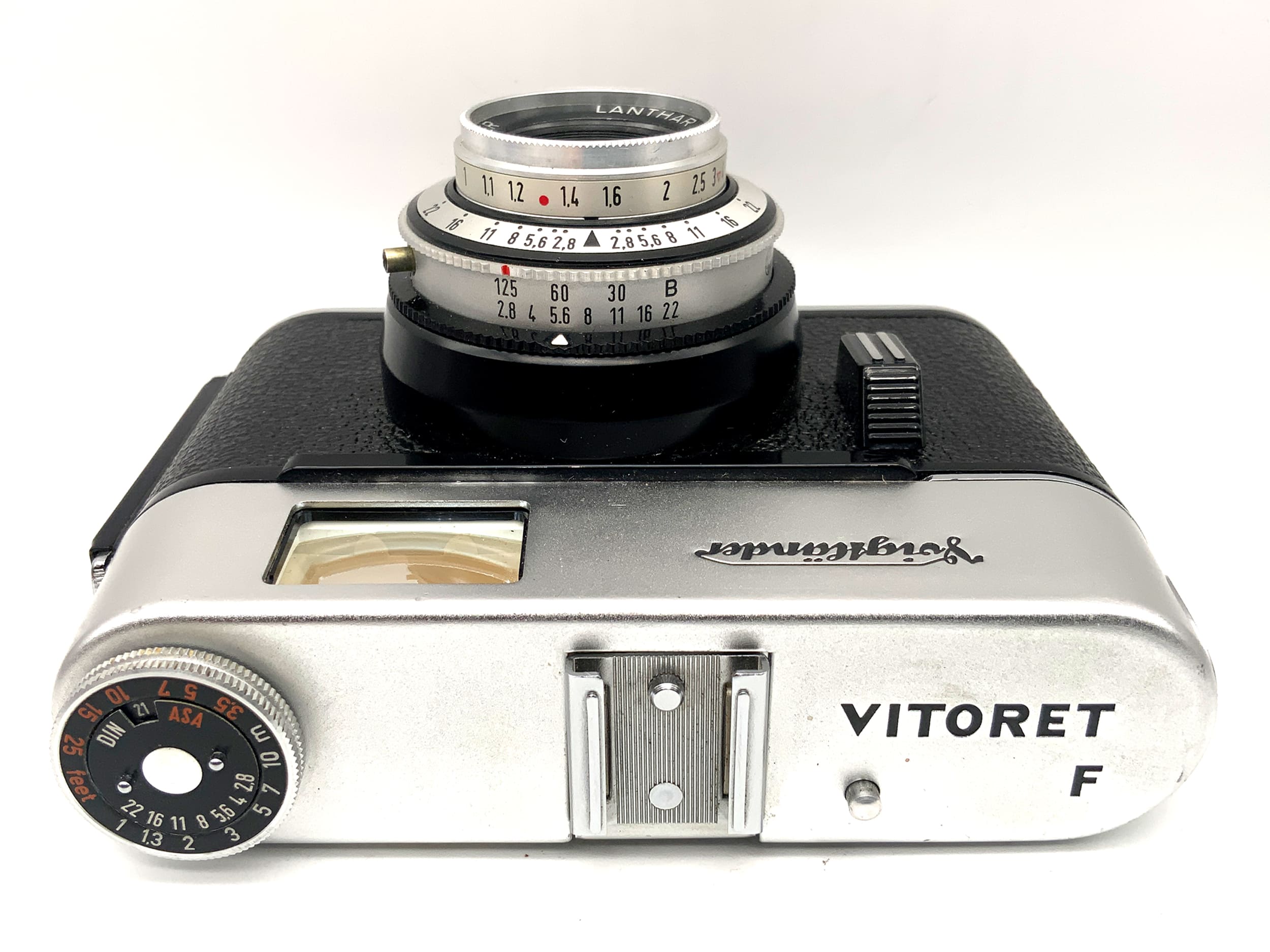 Caméra à viseur Voigtländer Vitoret F avec caméra analogique Lanthar 2.8/50 Prontor 125