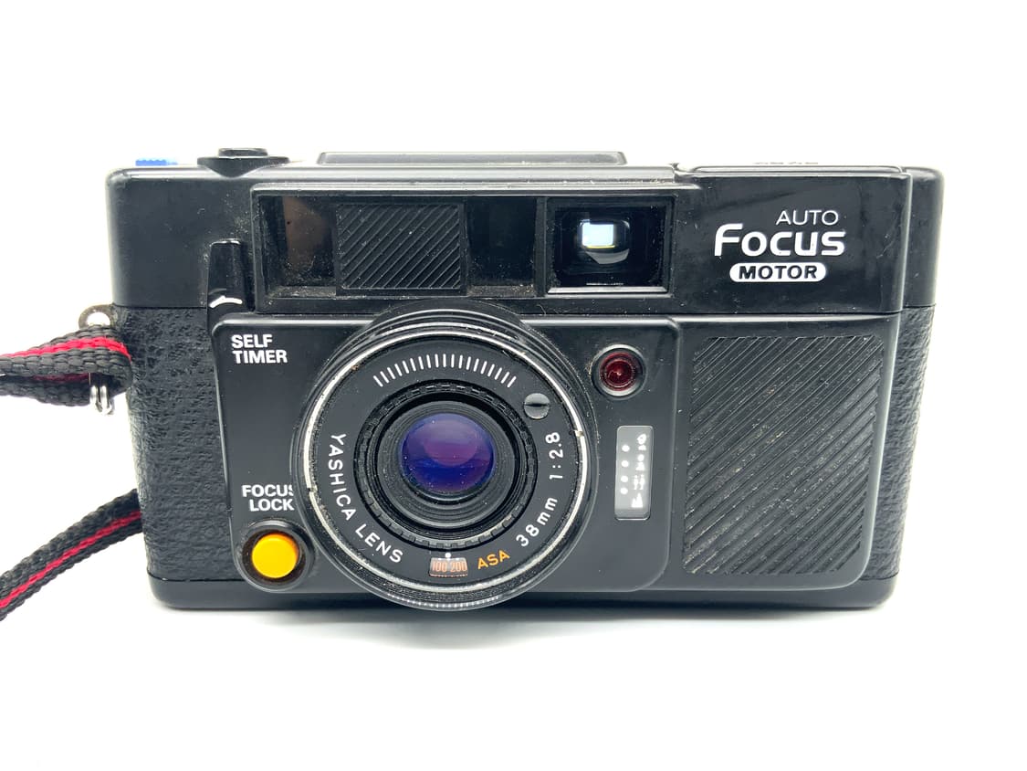 Yashica Full Automatic Point&Shoot mit 38mm 1:2.8 Kompaktkamera Analogkamera