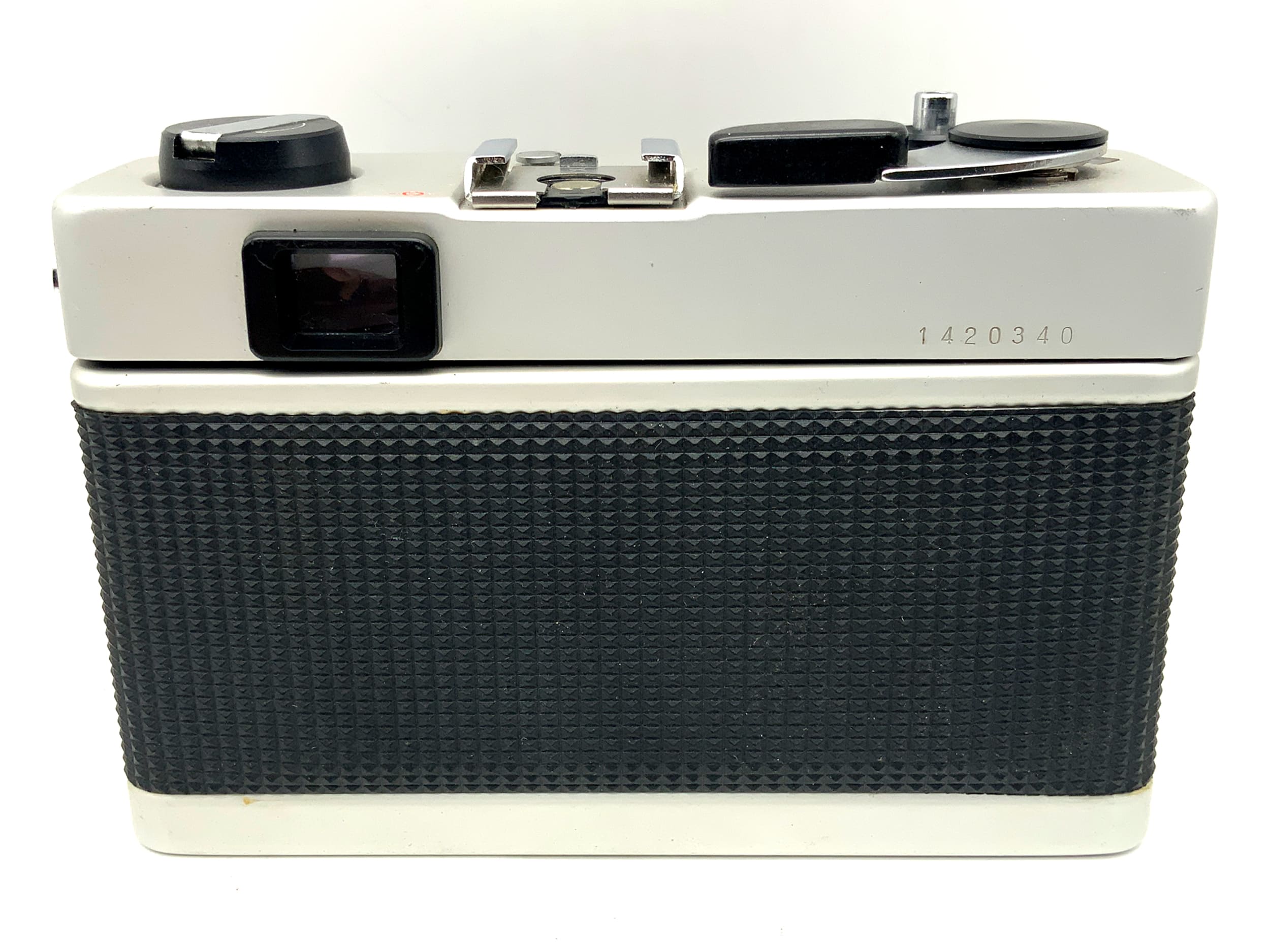 Revue electronic C viewfinder camera with Automatic Cosinon 1:2.7/38mm analog camera