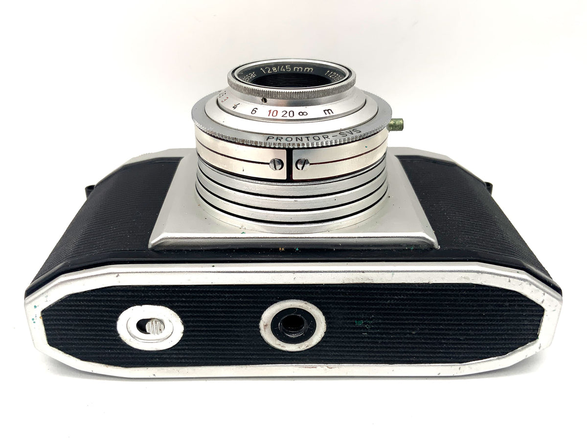 Hapo 36 viewfinder camera with Cassar 1:2.8/45mm Prontor-SVS analog camera