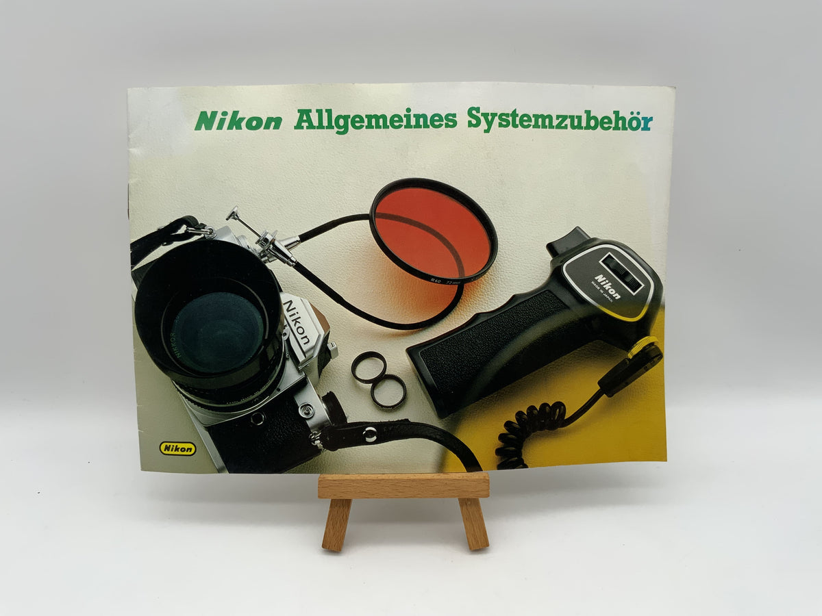 Brochure des accessoires du système général Nikon (allemand)