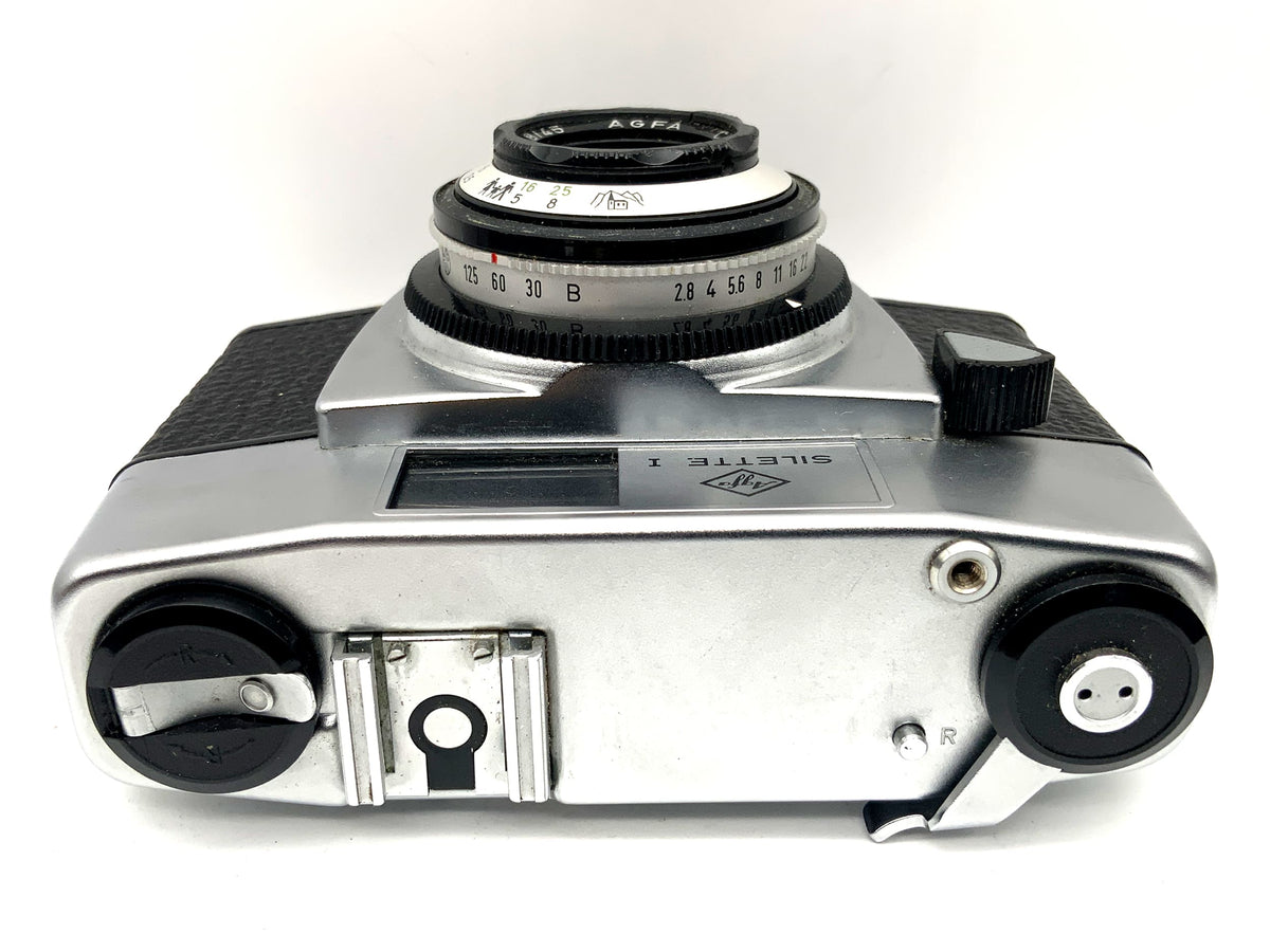 Agfa Silette I viewfinder camera with Color-Agnar 1:2.8/45 compact camera analog camera