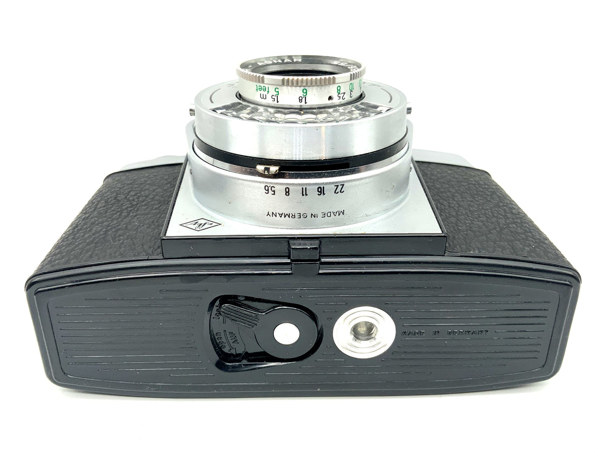 Appareil photo Agfa Isoly-Mat avec viseur et objectif Color-Agnar 1:5.6/55, appareil photo compact analogique