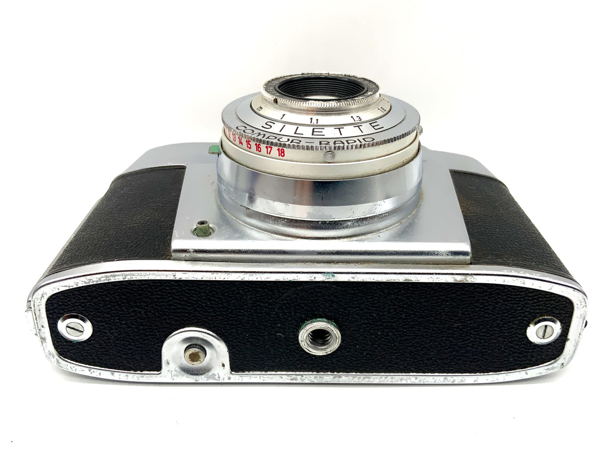 Agfa Silette viewfinder camera with Color-Solinar 1:2.8/50 Compur-Rapid analog camera