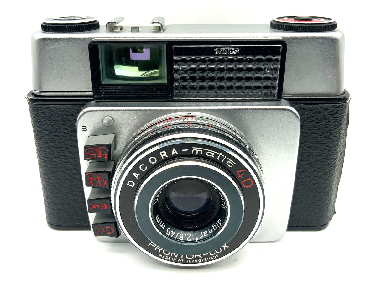 Appareil photo à viseur Dacora Matic 4D avec objectif analogique Dignar 1:2.8/45mm Prontor-Lux