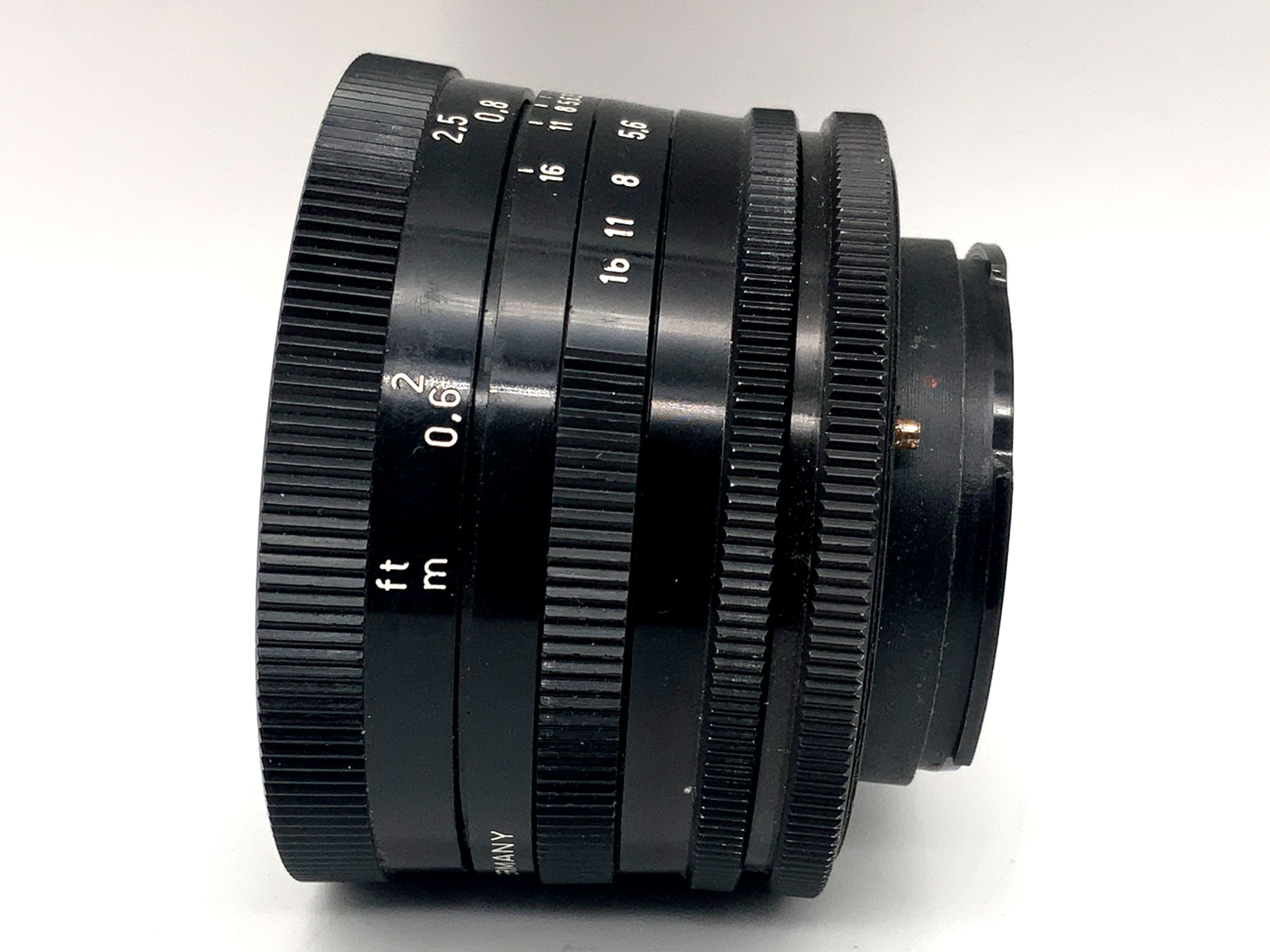 Objectif Isco-Göttingen 35 mm 1:3,5, objectif Westron à focale fixe (Exa)