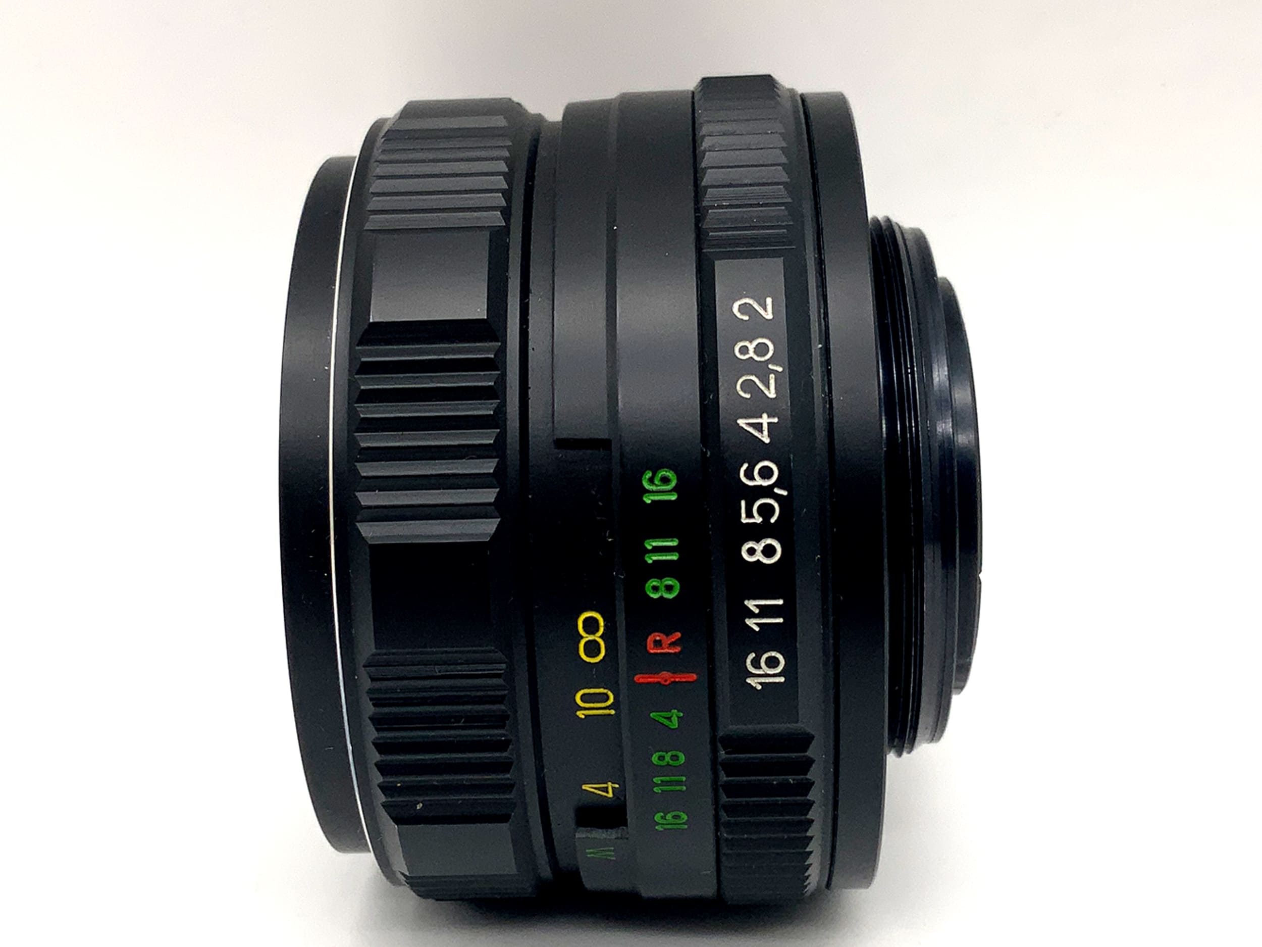 Zenit 58mm 1:2 lens Helios-44M-6 M52x0.75 prime lens (M42)