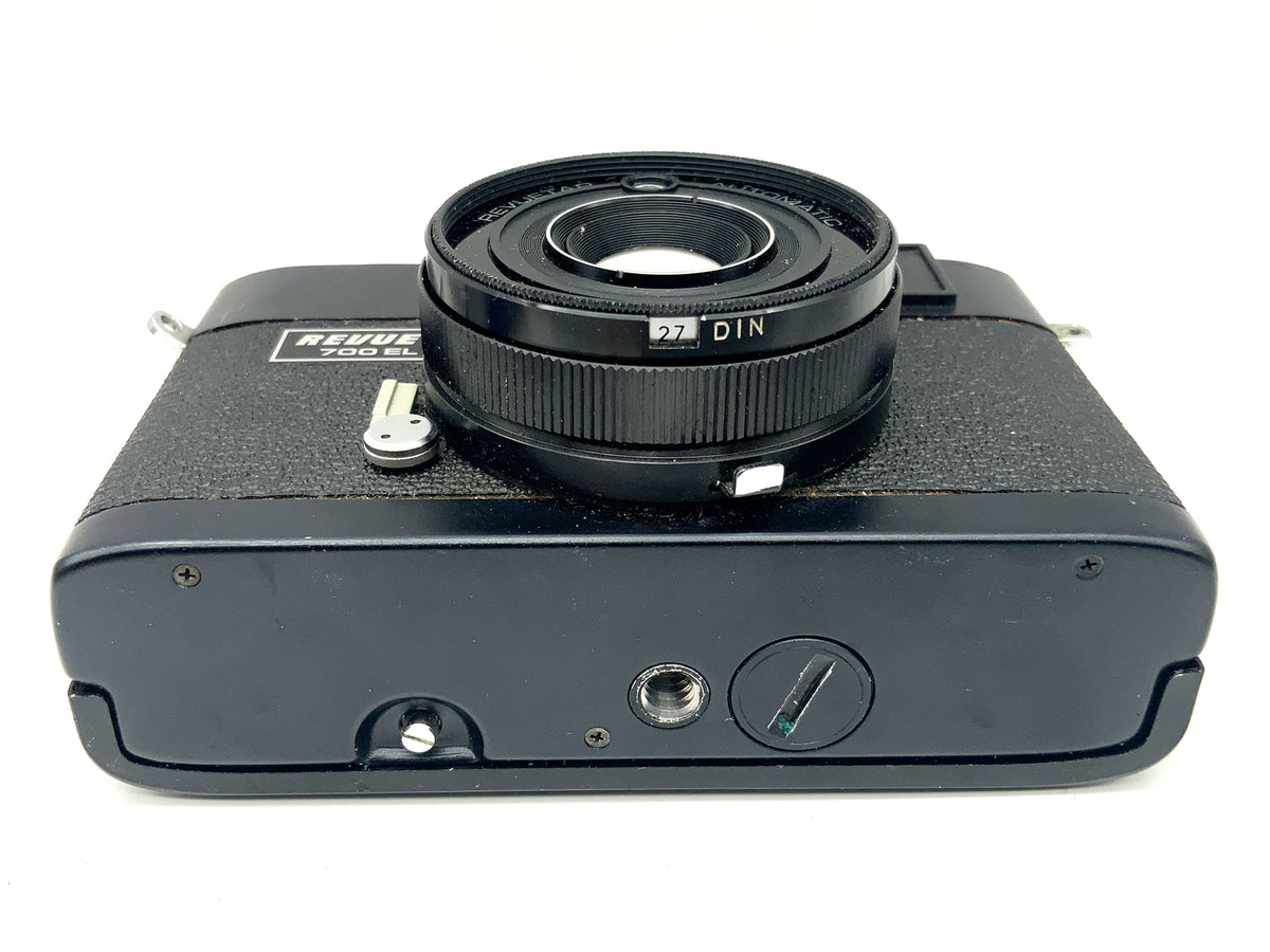 Appareil photo Revue 700 EL avec viseur et objectif Revuetar Automatic 1:2.7/38mm ! Produit défectueux !