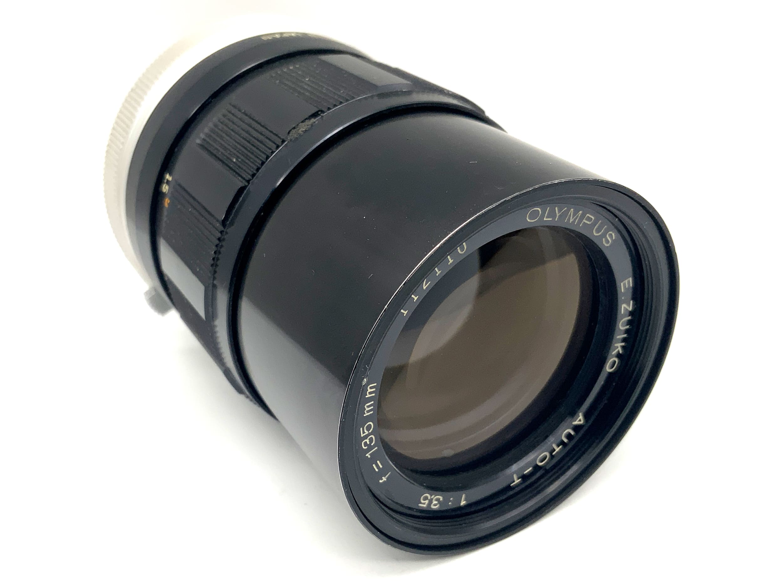 Olympus 135mm 1:3.5 lens E.Zuiko Auto-T prime lens (M42)