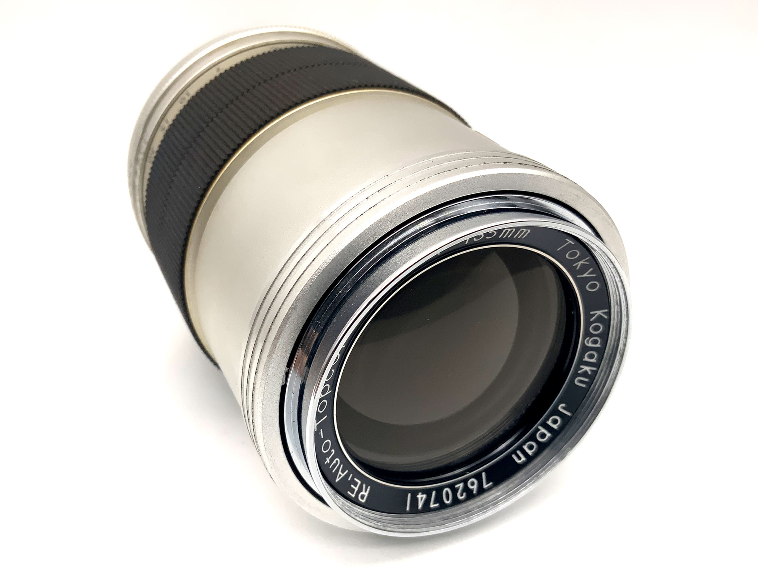 Tokyo Kogaku 135mm 1:3.5 lens RE.Auto-Topcor fixed focal length (Topcon)