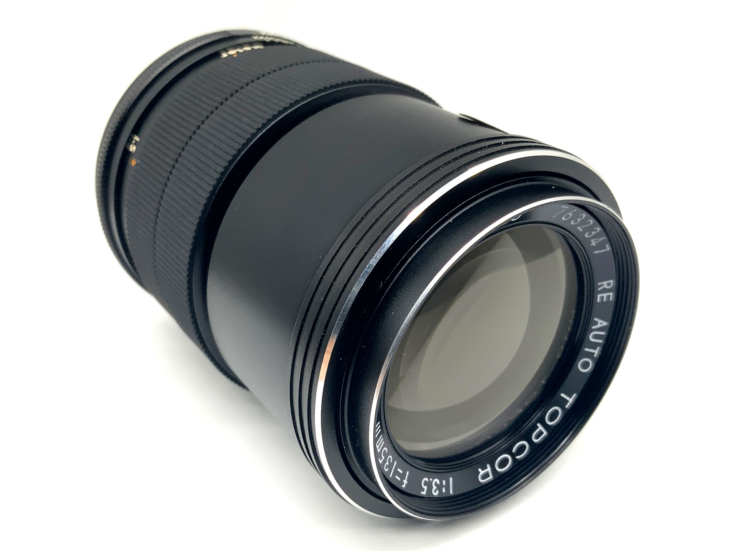 Tokyo Kogaku 135mm 1:3.5 lens RE Auto Topcor fixed focal length (Topcon)