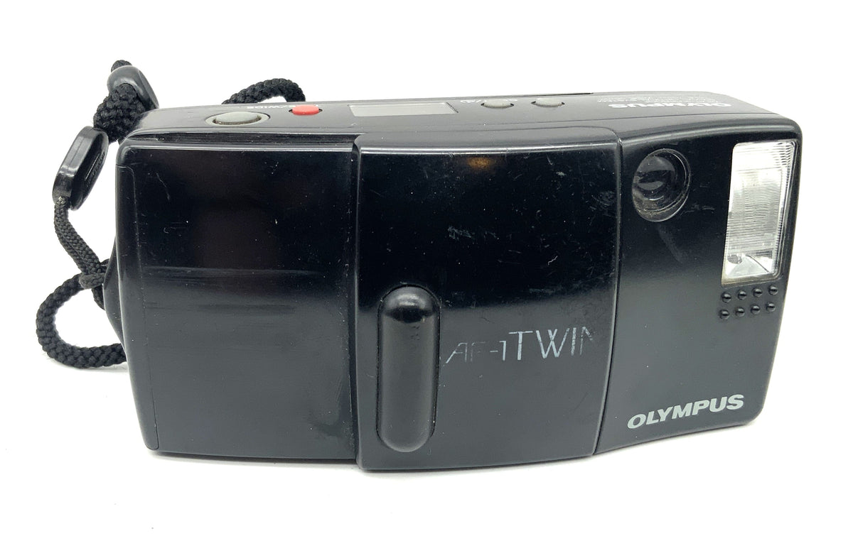Appareil photo argentique Olympus AF-1 Twin Point&amp;Shoot avec objectif Olympus 35-70 mm