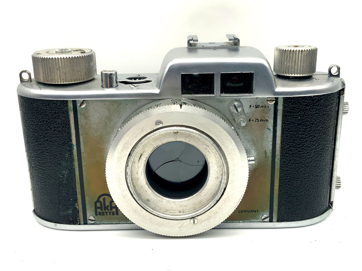 Appareil photo à visée AkA Akarette avec appareil photo analogique compact