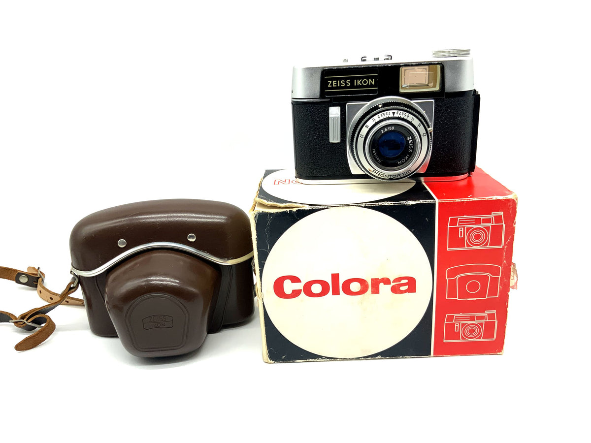 Appareil photo télémétrique Zeiss Ikon Colora avec objectif Novicar 50 mm f/2.8 dans son emballage d'origine, appareil photo argentique
