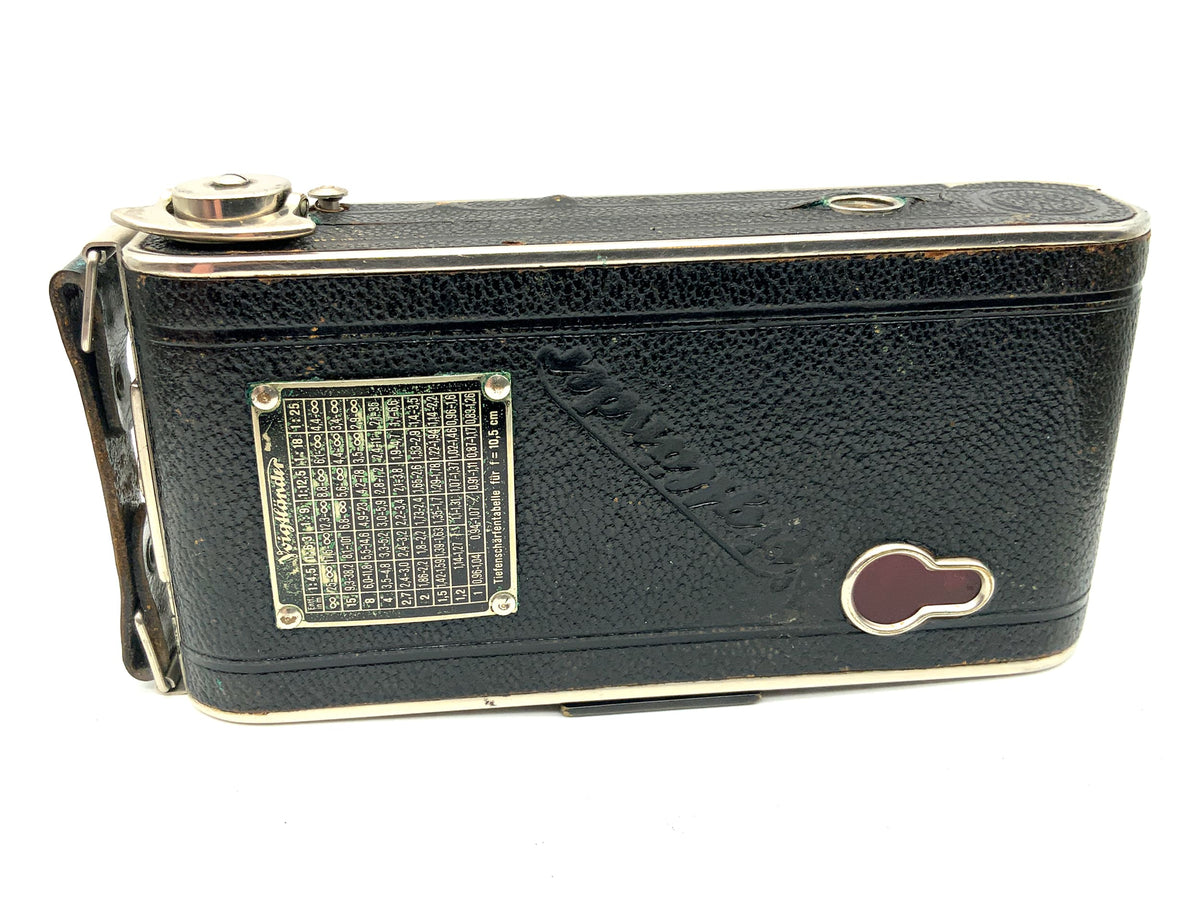 Voigtländer folding camera with Anastigmat Skopar 1:4.5 F=10.5cm analog camera
