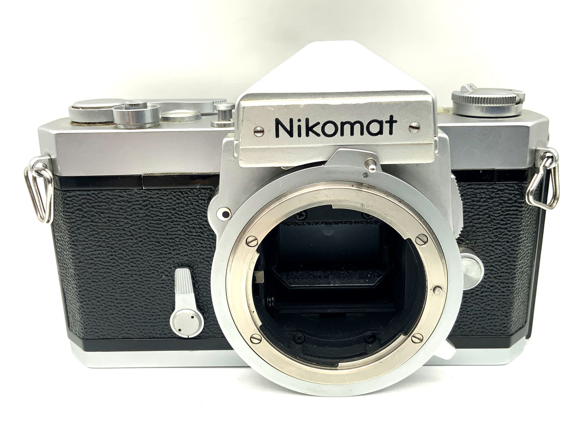 Boîtier analogique Nikon Nikomat FT N SLR 35 mm (Nikon F)