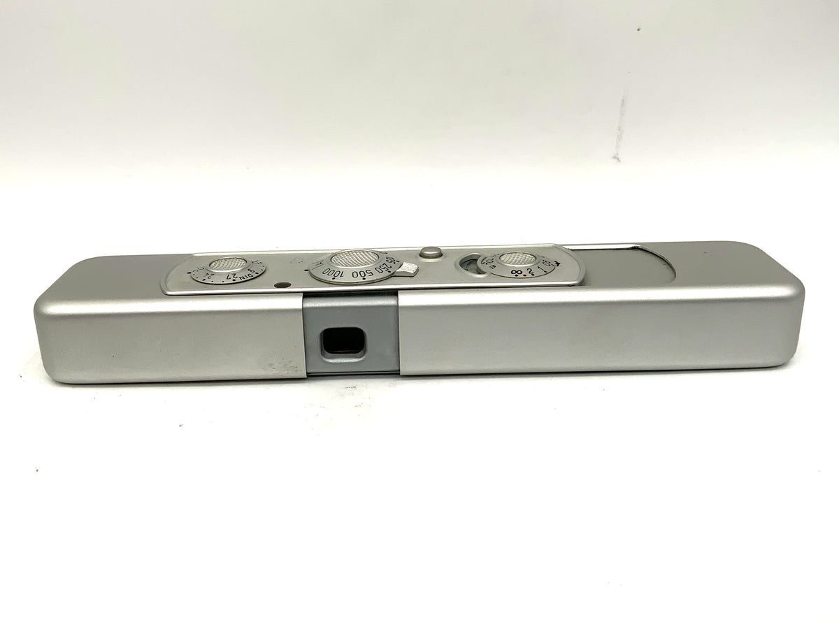 Appareil photo miniature Minox C avec objectif subminiature Minox 15 mm 1:3,5
