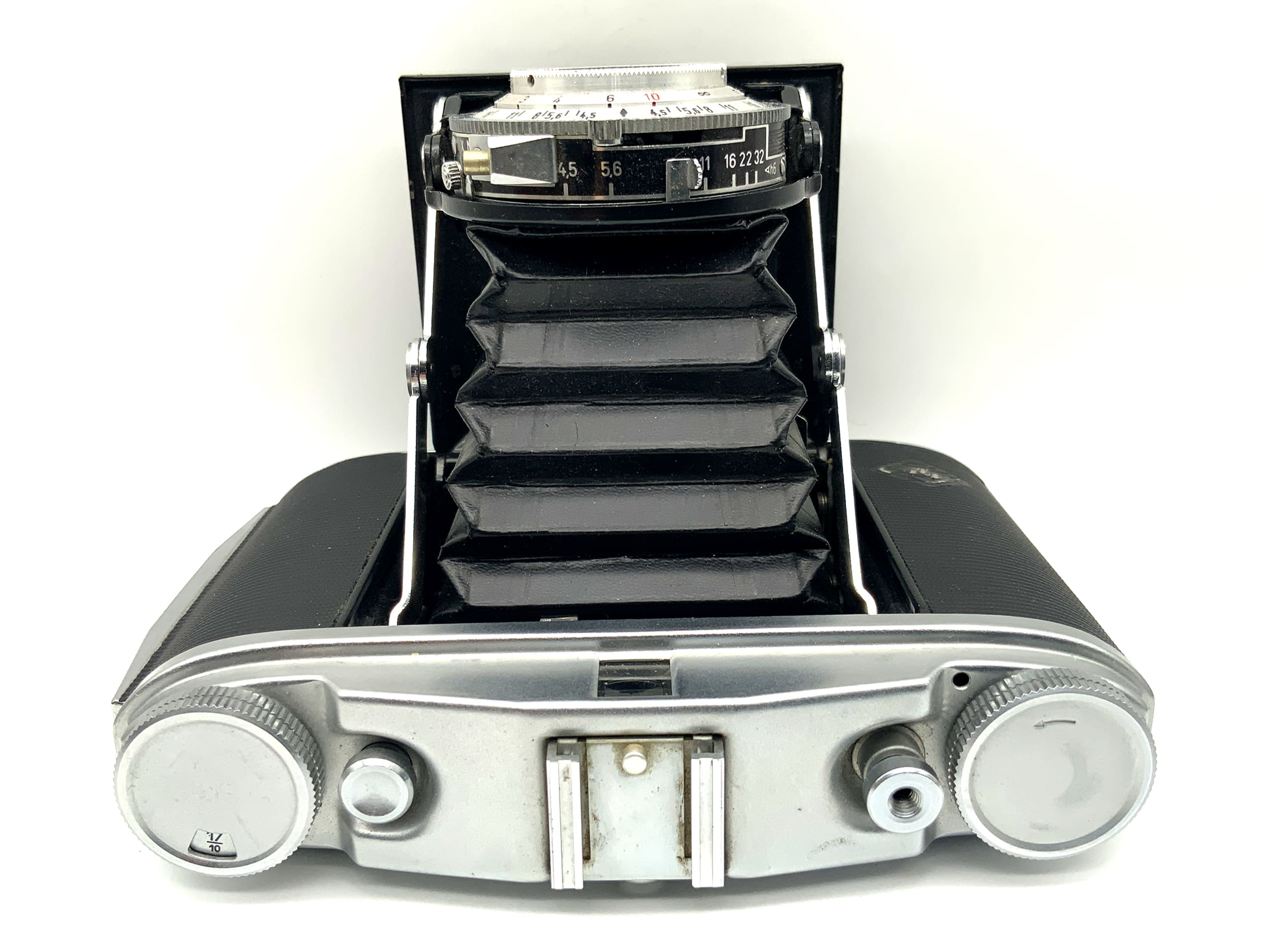 Agfa Isolette II folding camera with Apotar 1:4.5 85mm Prontor SVS analog camera