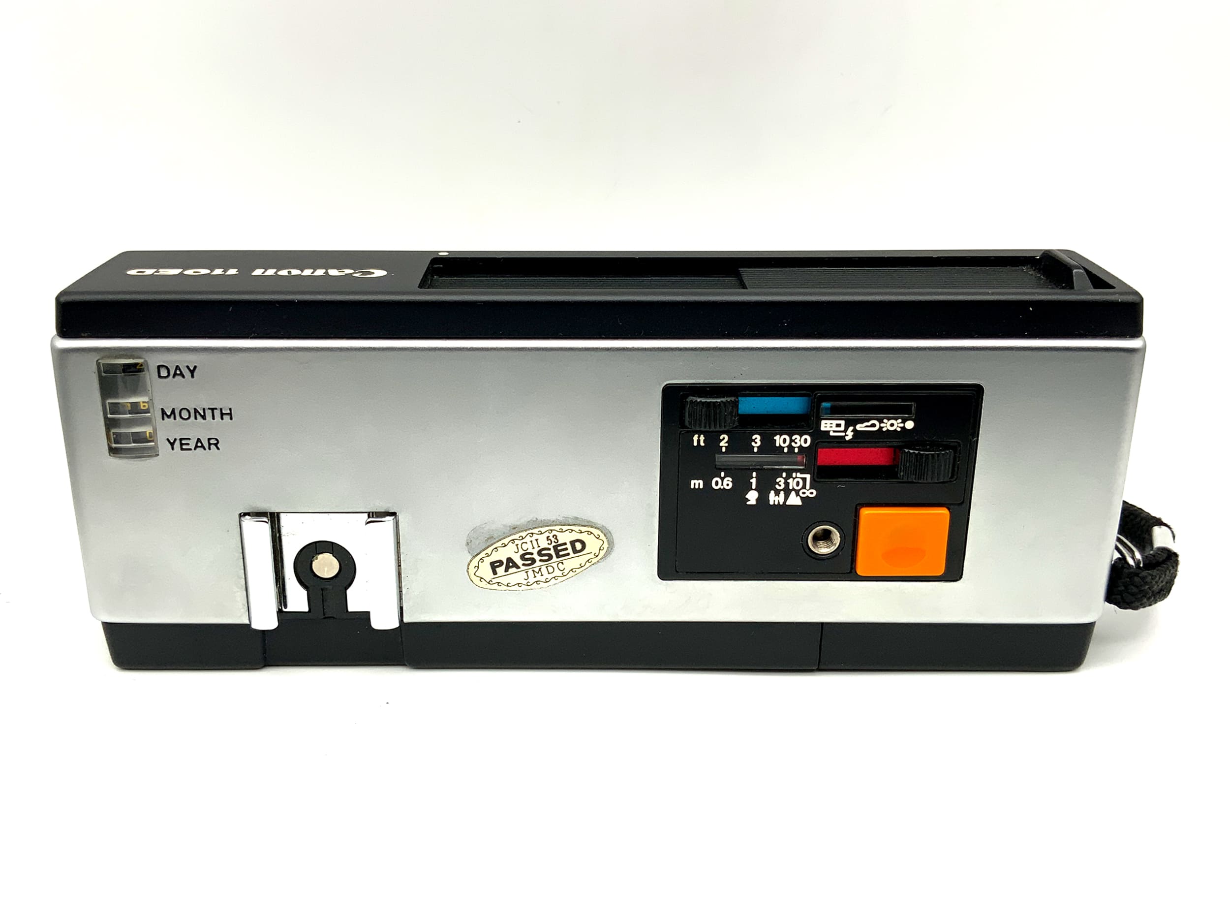 Appareil photo analogique miniature Canon 110ED avec viseur et objectif 26 mm f/2.0